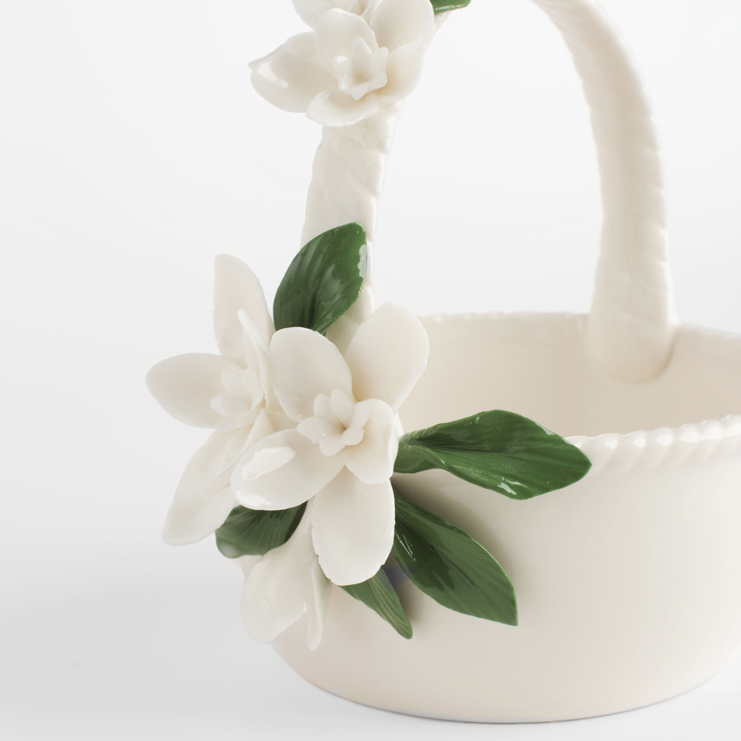Candy bowl, 16x15 cm, with handle, porcelain P, white, Flowers, Bloome изображение № 4