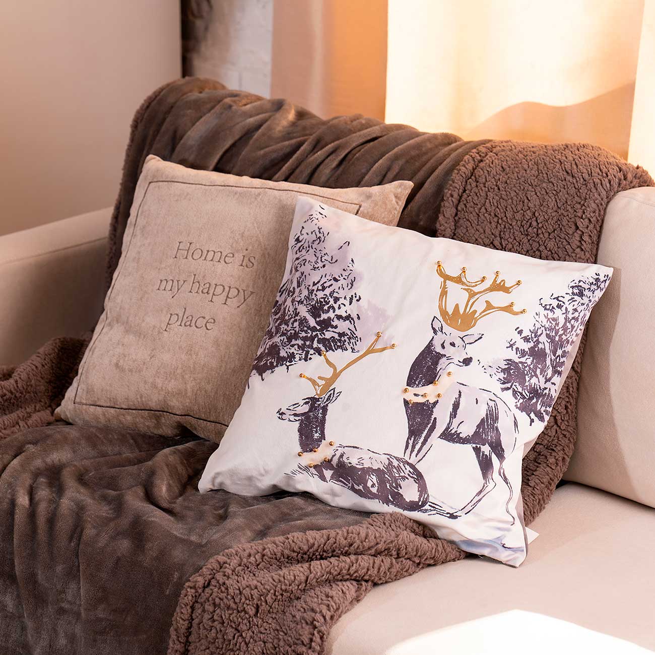 Decorative pillow, 45x45 cm, chenille / corduroy, beige, Home is my happy place, Chenill изображение № 3