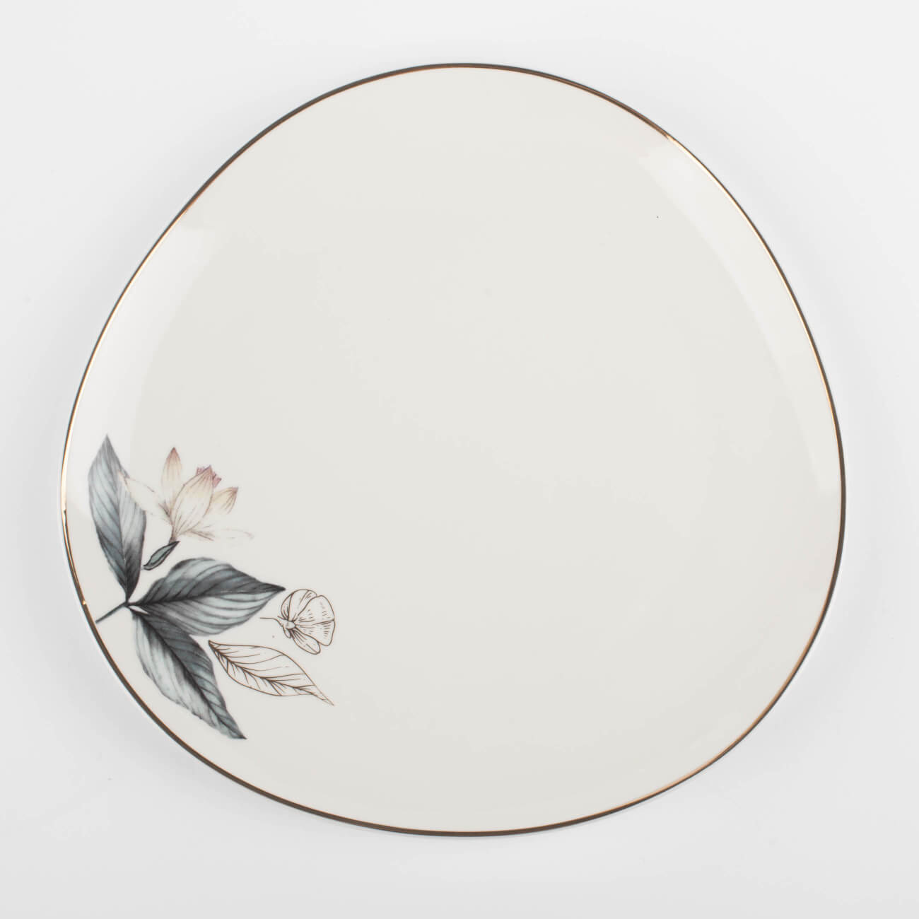 Snack plate, 21 cm, porcelain N, white, with golden edging, Flower and leaves, Noir изображение № 1