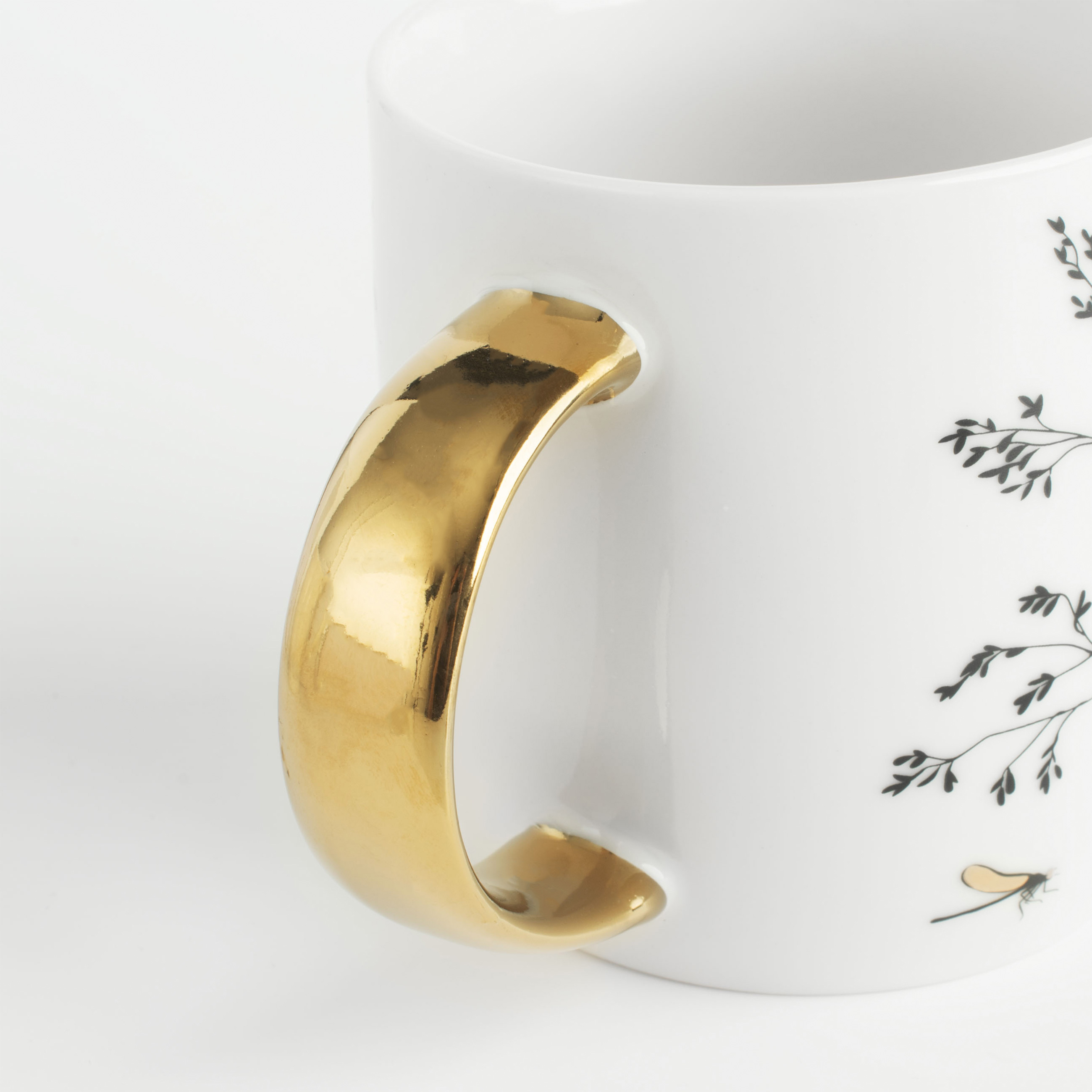 Mug, 380 ml, porcelain N, white, Dragonflies on branches, Paradise garden изображение № 5