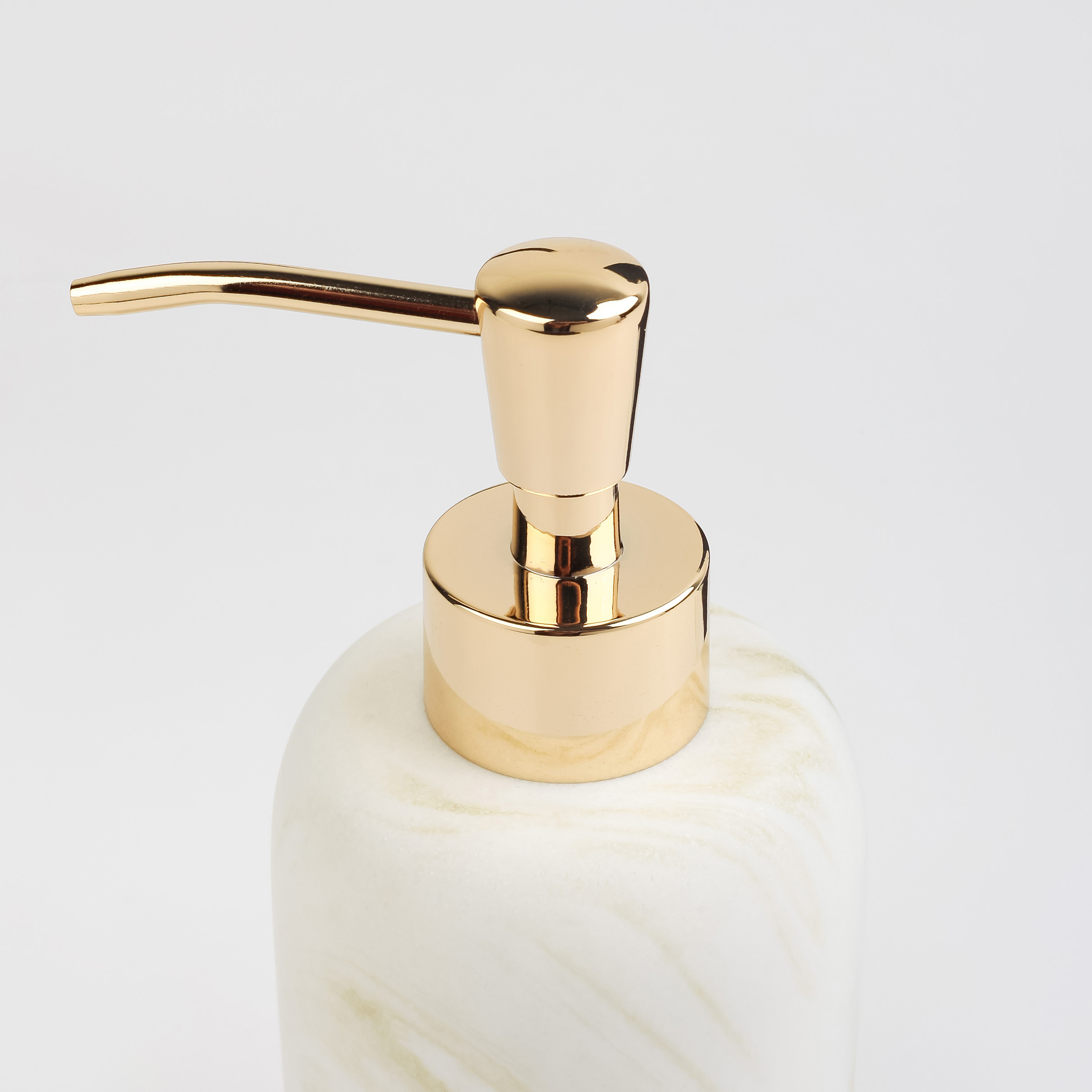 Liquid soap dispenser, 200 ml, polyresin / metal, white-gold, Marble, Dryad изображение № 3