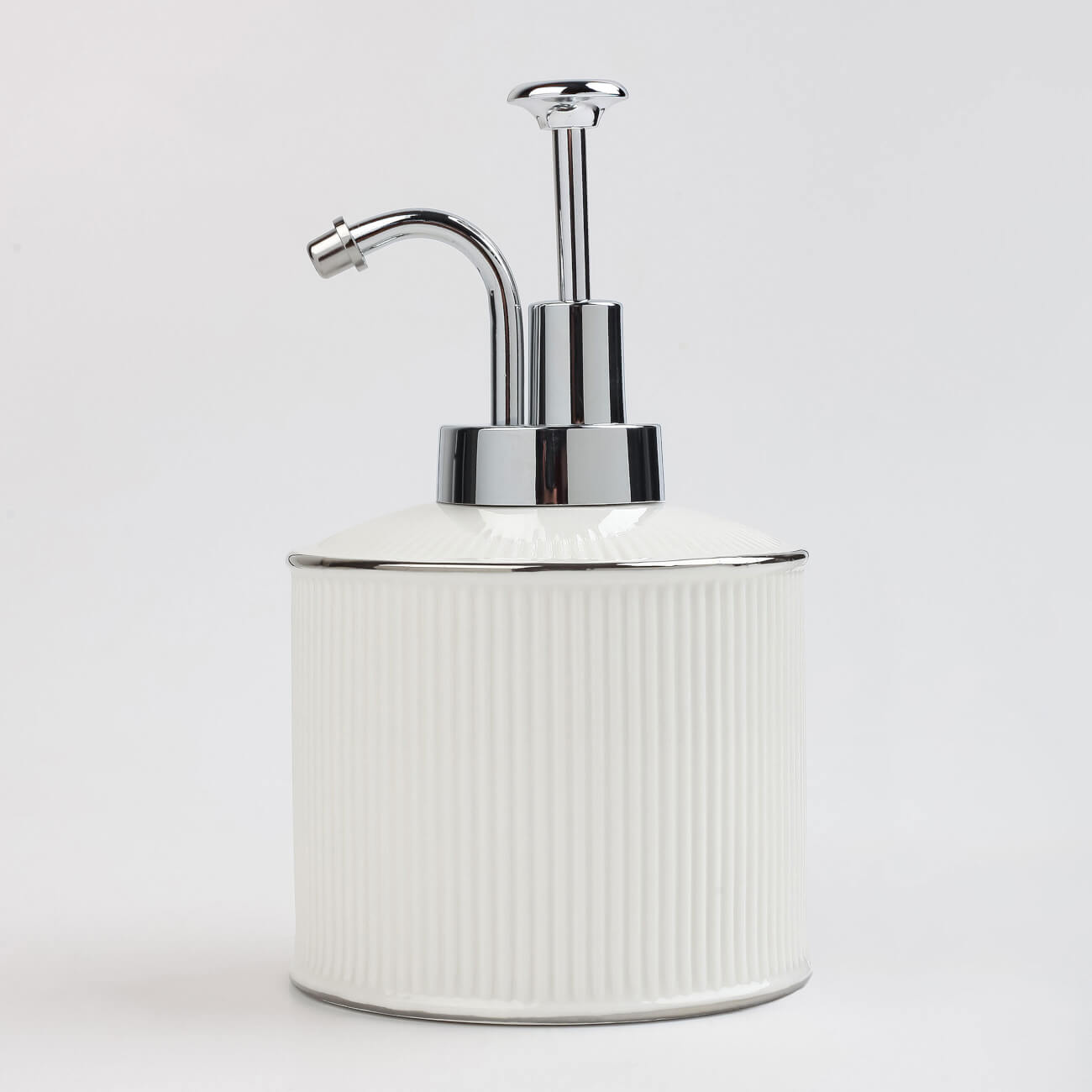 Liquid soap dispenser, 370 ml, ceramic / plastic, white, with silver edging, Kaliopa изображение № 1
