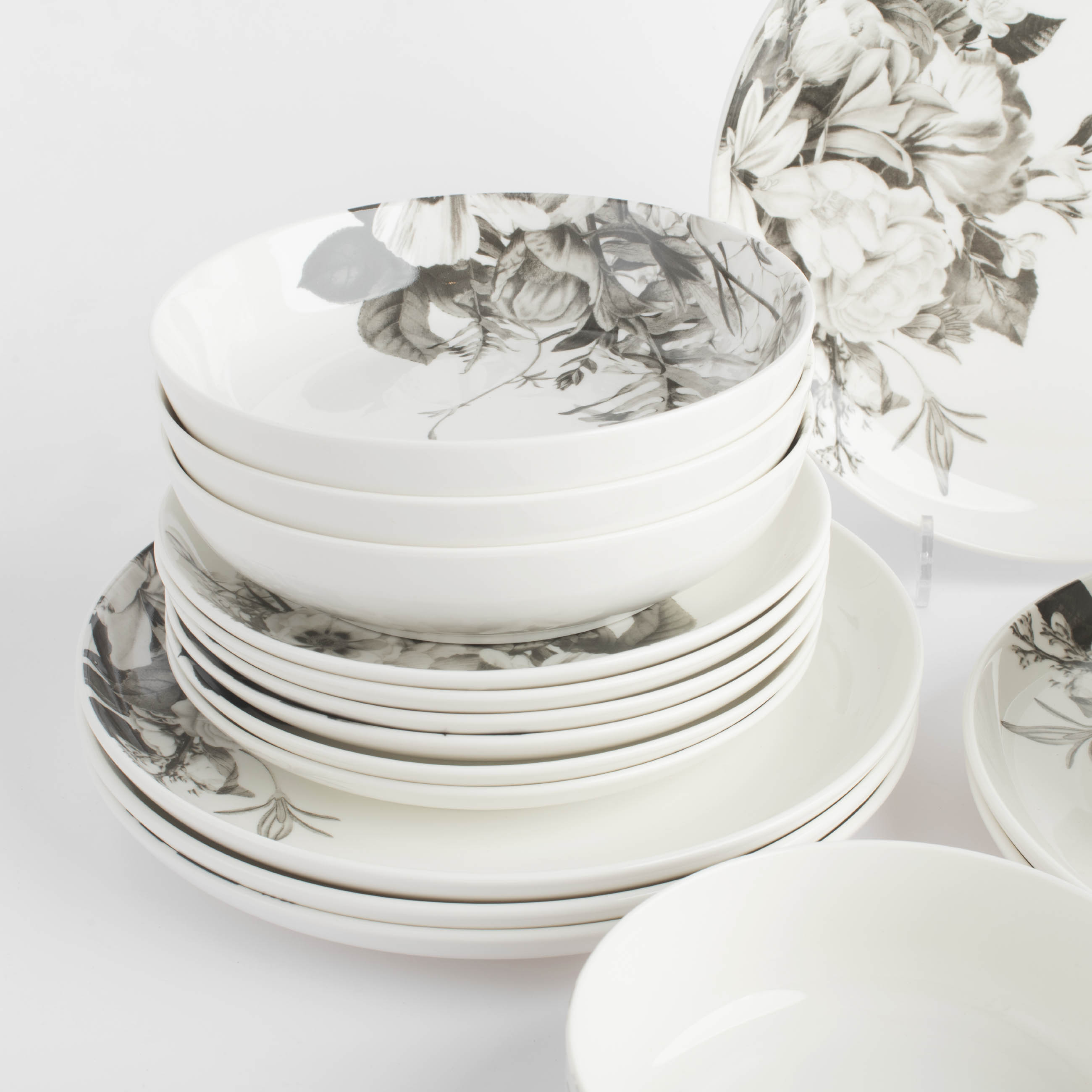 Dining set, 6 persons, 19 items, porcelain N, white, Black and white flowers, Magnolia изображение № 5