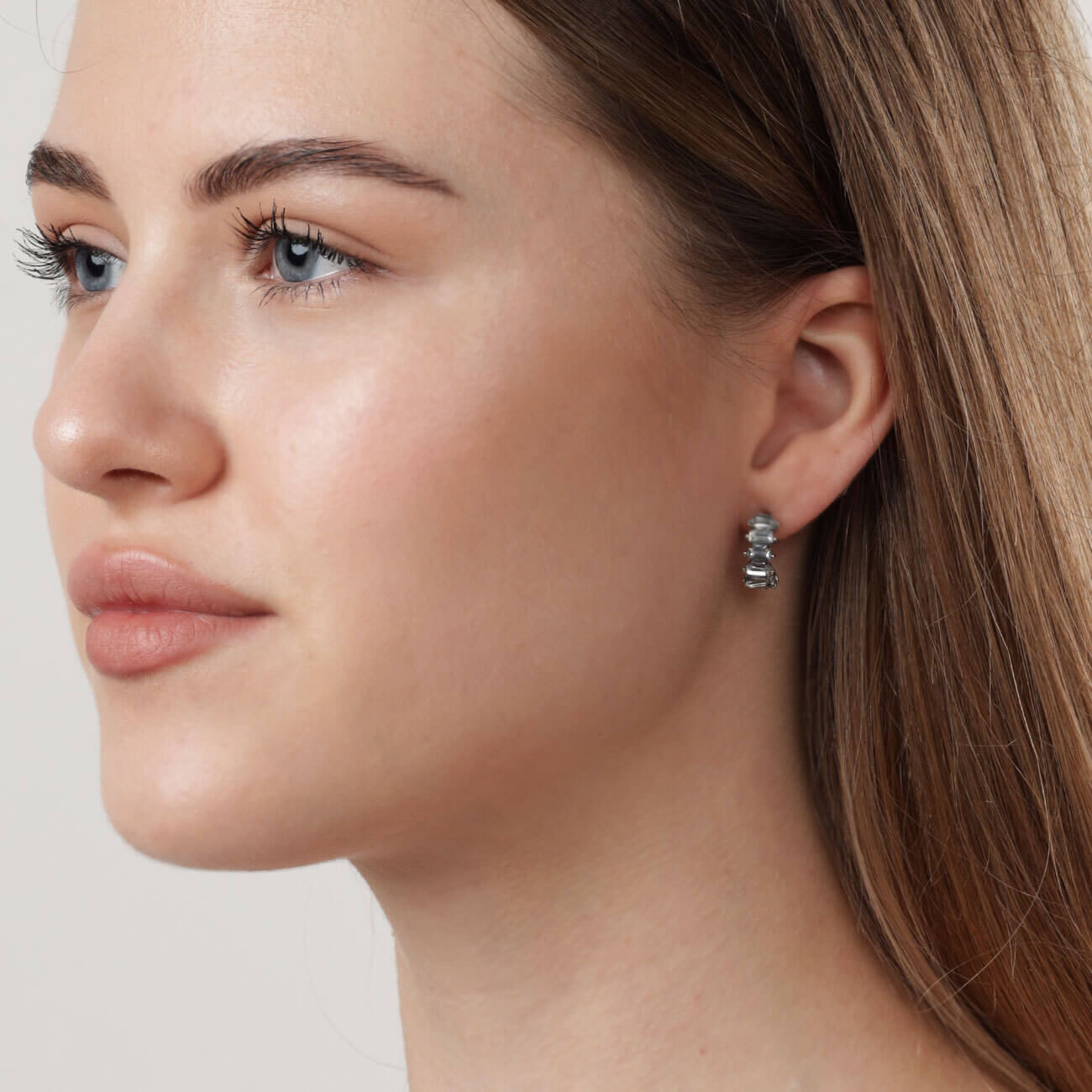 Stud earrings, 1 cm, 2 pieces, metal / acrylic, Silver, Crystals, Jewelry crystal изображение № 1