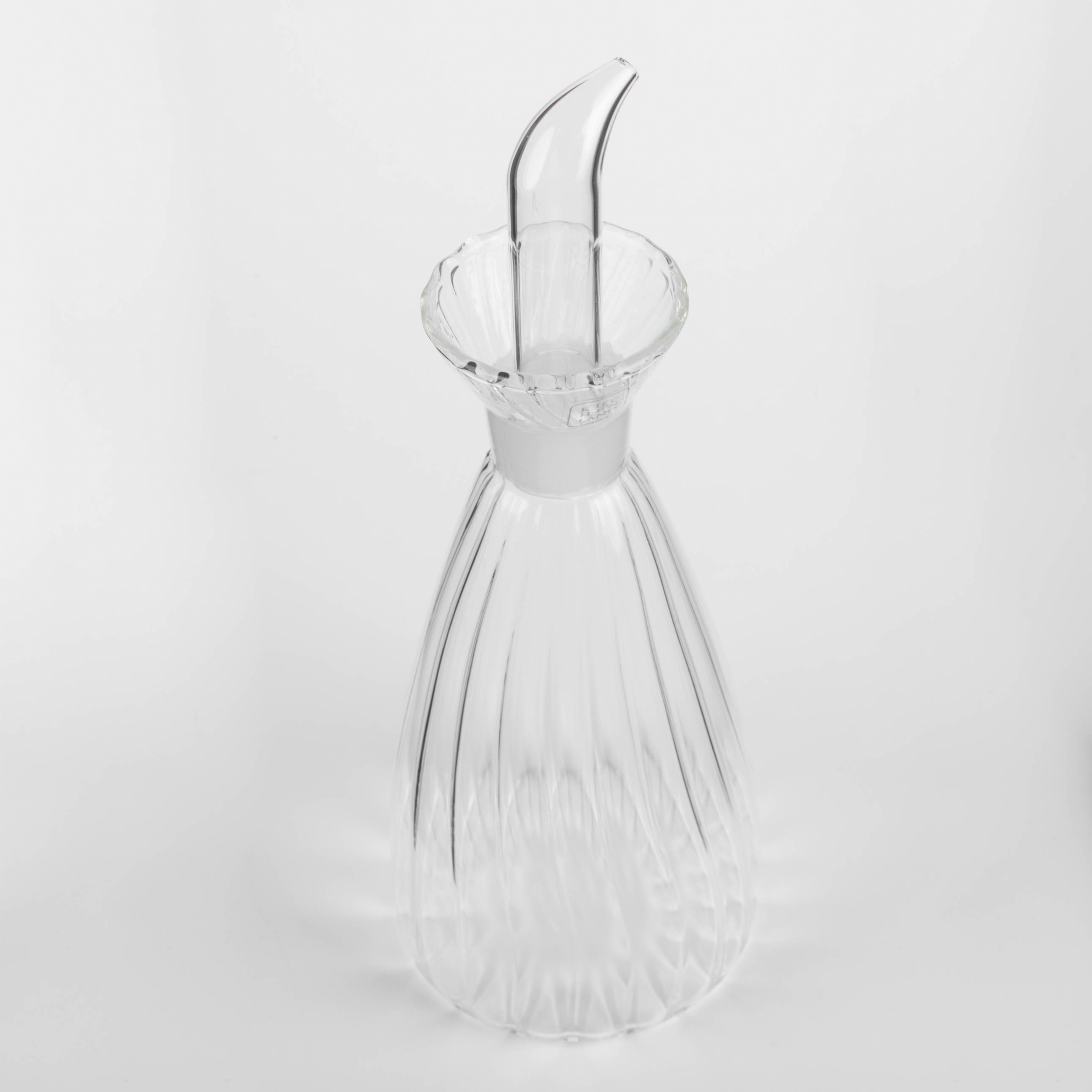 Oil or vinegar bottle, 500 ml, with dispenser, glass B, Camellia изображение № 2