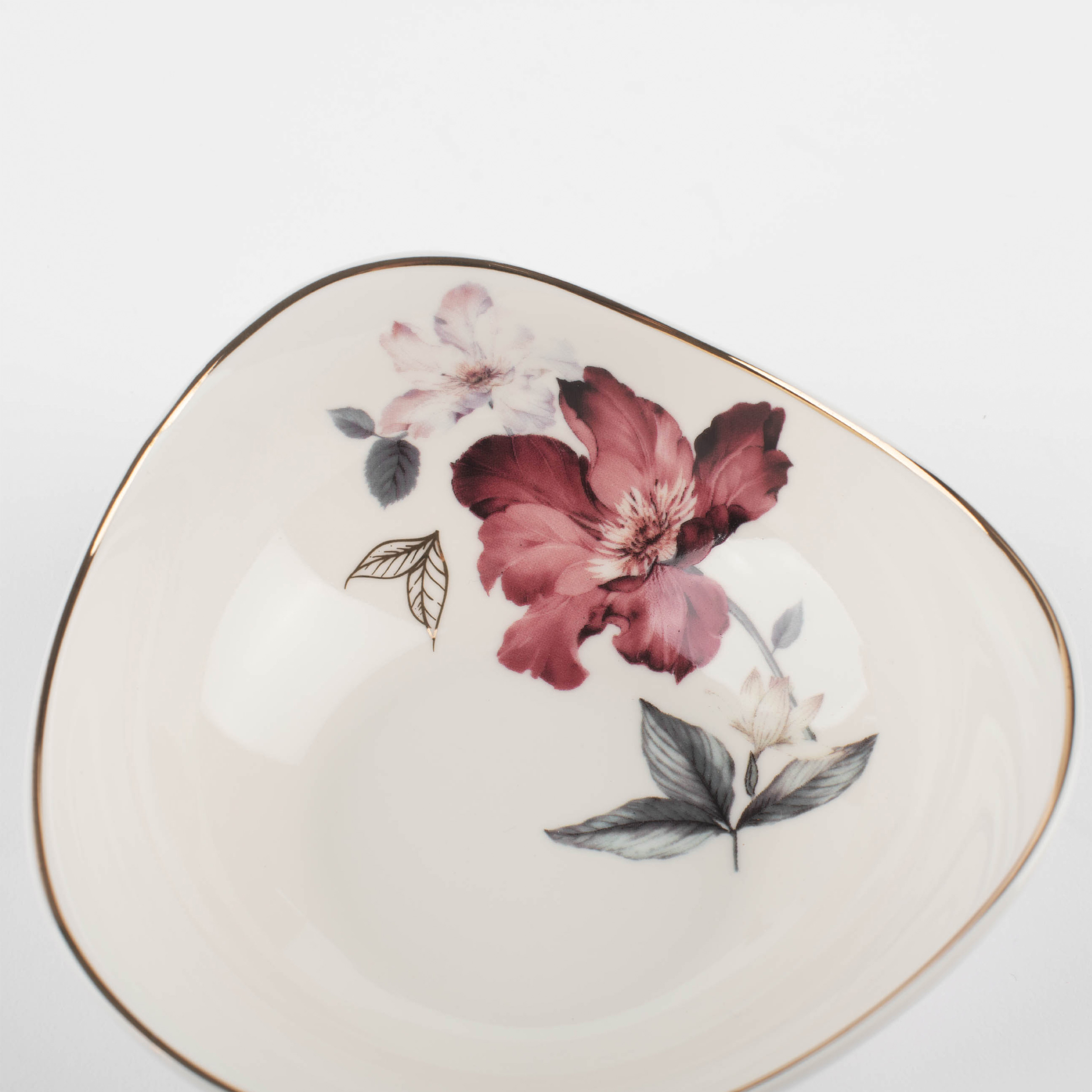 Bowl, 14x5 cm, porcelain N, white, with golden edging, Flower and leaves, Noir изображение № 5