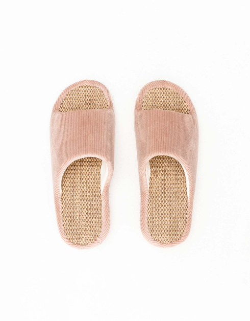 Women's slippers, home, p. 39-40, polyester/spandex, peach, Isla