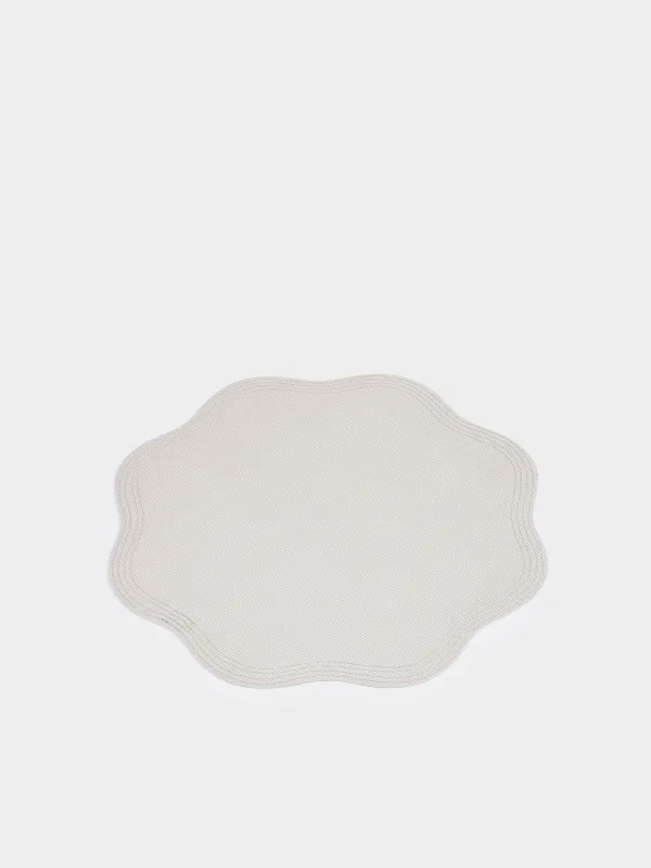 Placemat, 38 cm, PVC, curly, beige, Wavy edges, Rock, image-1