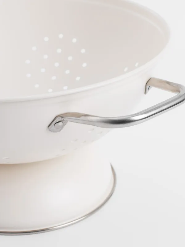 Colander, 24 cm, with two handles, on a stand, metal, milk, Course, image-3