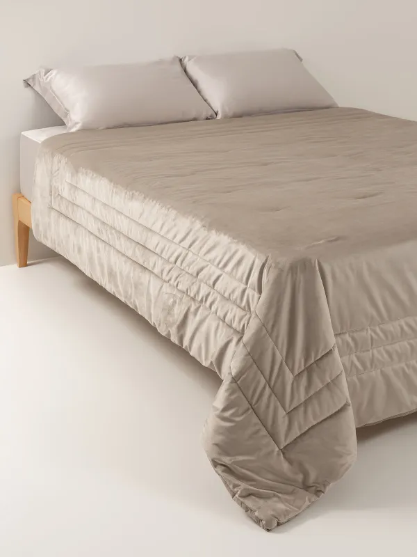 Bedspread, 220x240 cm, quilted, velvet/microfiber, beige, Frame, Stitch velvet, image-0