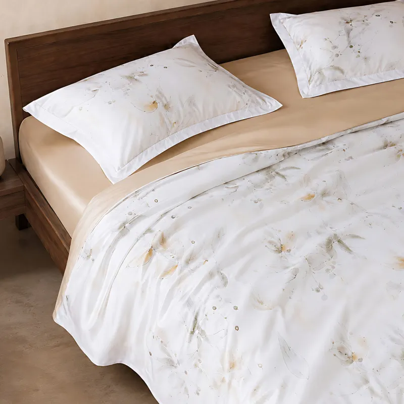Bed linen set euro, Tencel 300 CU, milk, Flowers with berries, Tencel