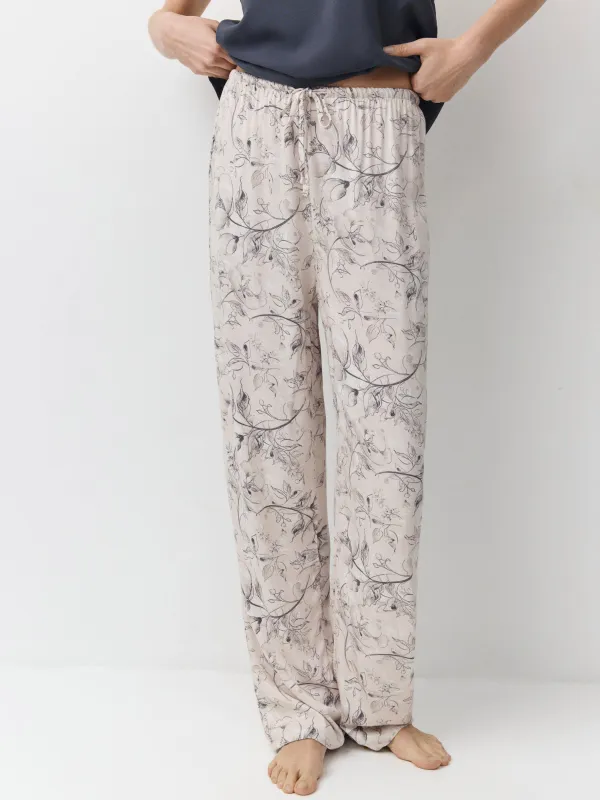 Women's trousers, homewear, size L, viscose, milky, Flowers, Janice, image-2
