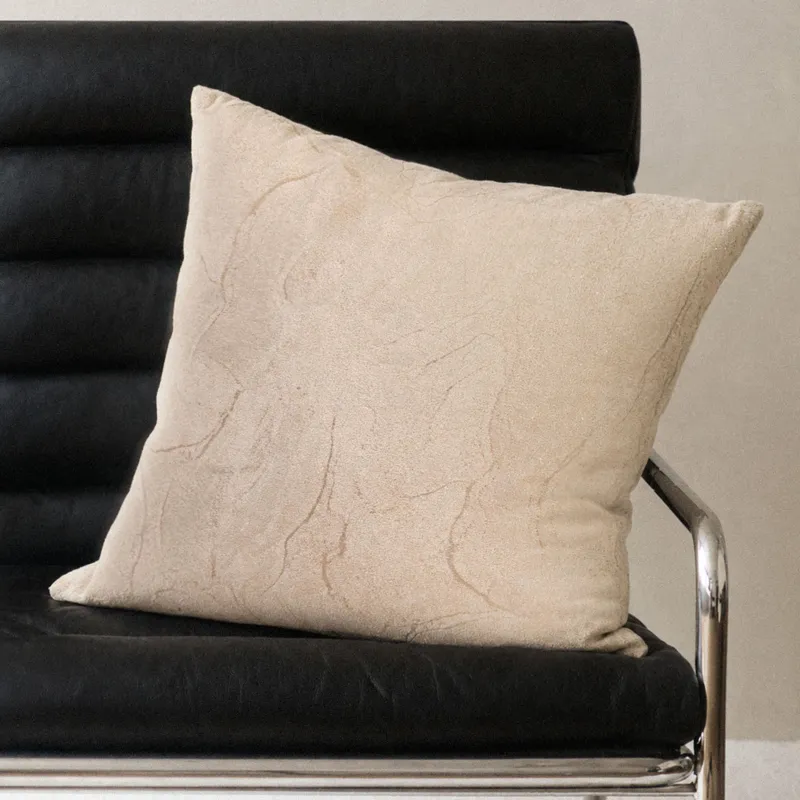 Decorative pillow, 45x45 cm, velvet, milky, Attitude