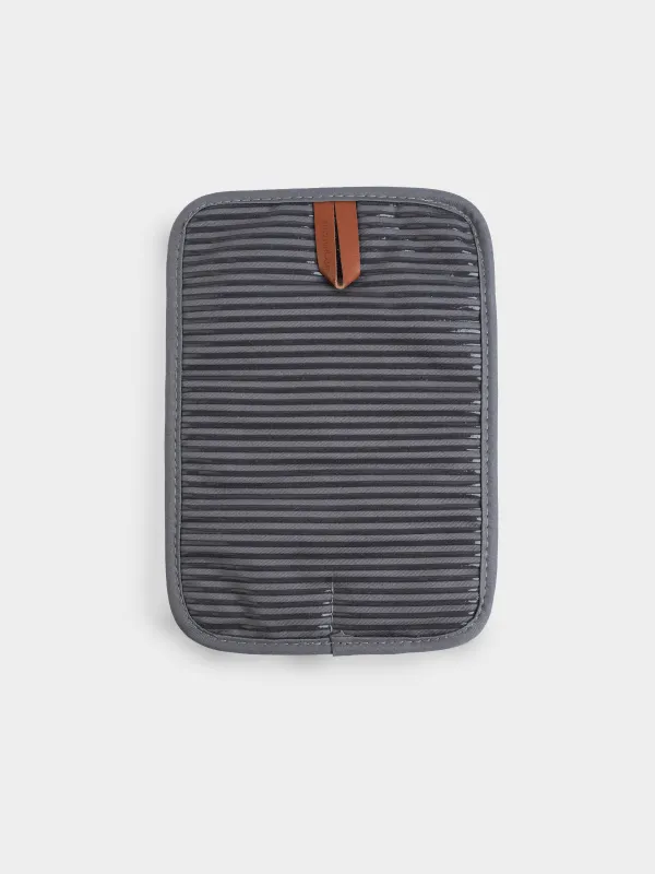 Potholder, 26x18 cm, cotton / silicone, graphite, Bakery striped, image-0