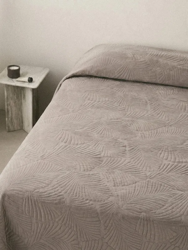 Bedspread, 240x260 cm, quilted, polyester, brown, Palm leaf, Stitch velvet, image-1