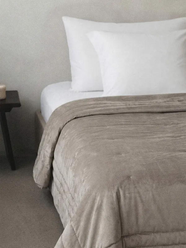 Bedspread, 240x260 cm, quilted, velvet/microfiber, brown, Frame, Stitch velvet, image-1