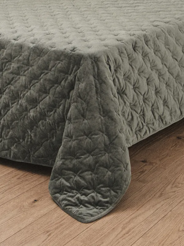 Bedspread, 220x240 cm, quilted, velvet/microfiber, green, Lines, Stitch velvet, image-1
