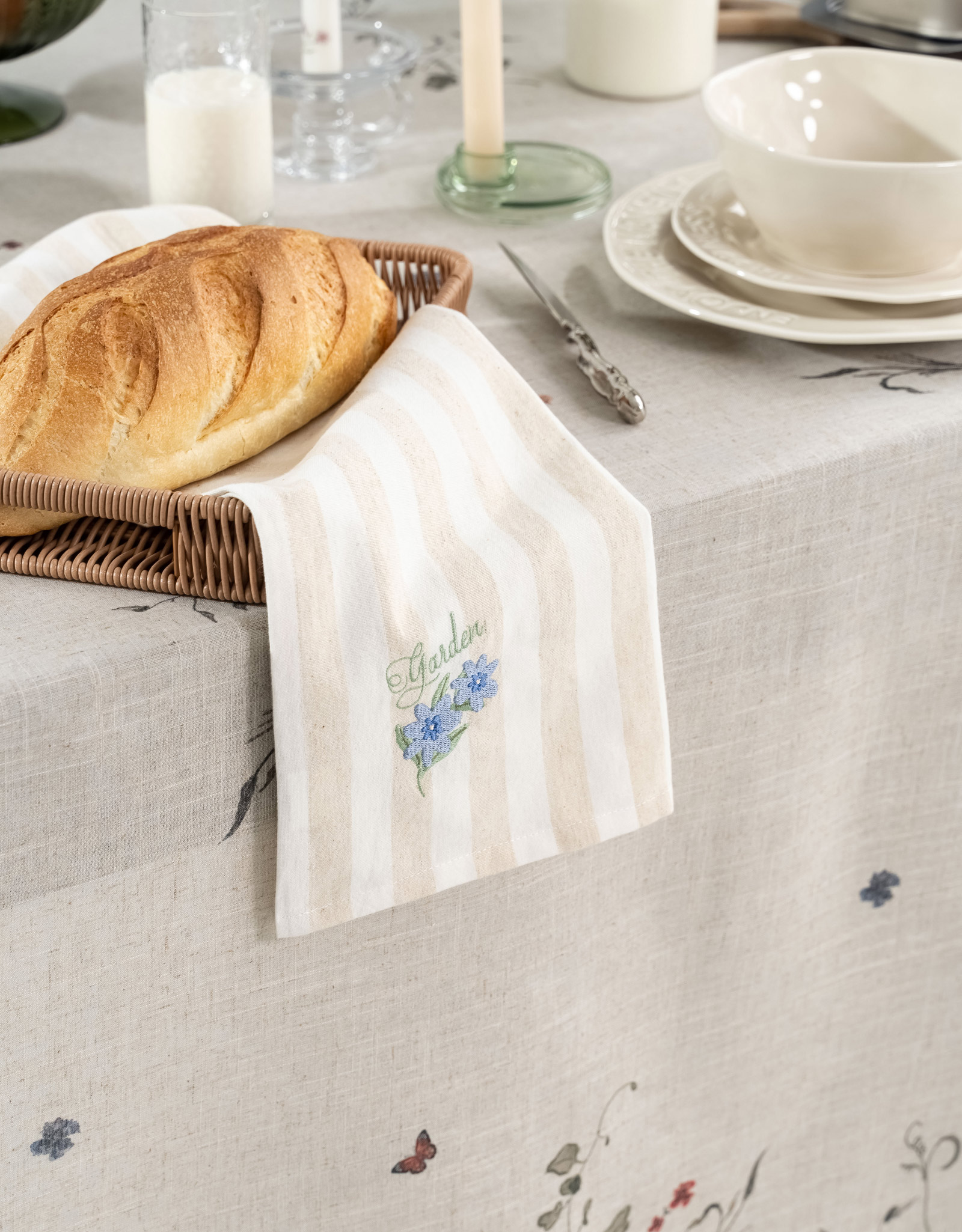 Tablecloth, 170x250 cm, polyester / linen, milky, Flowers and butterflies, Tiny flower, image-9