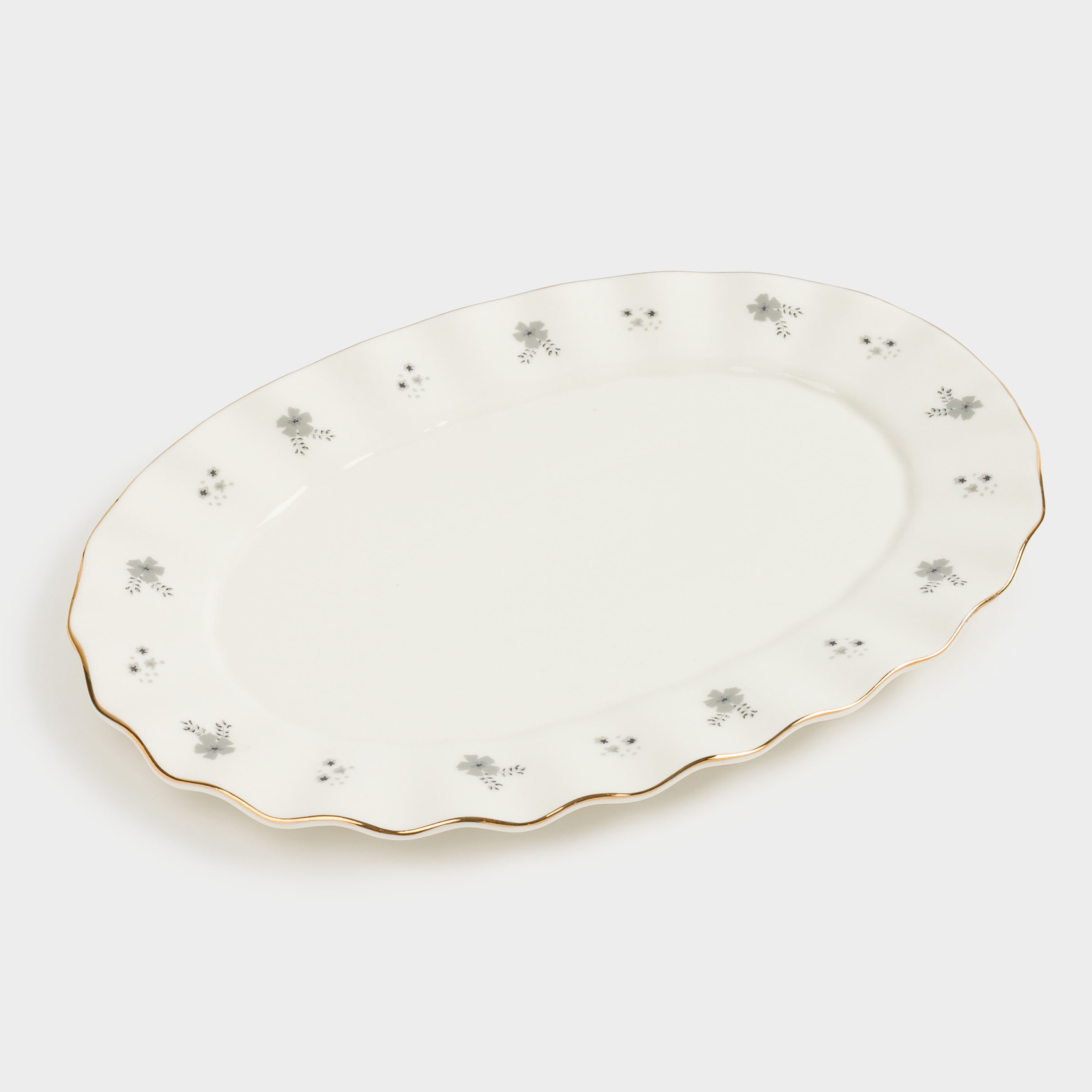 Dish, 26x18 cm, porcelain P, oval, milkyy, with golden edging, Grey flowers, Florals, image-0