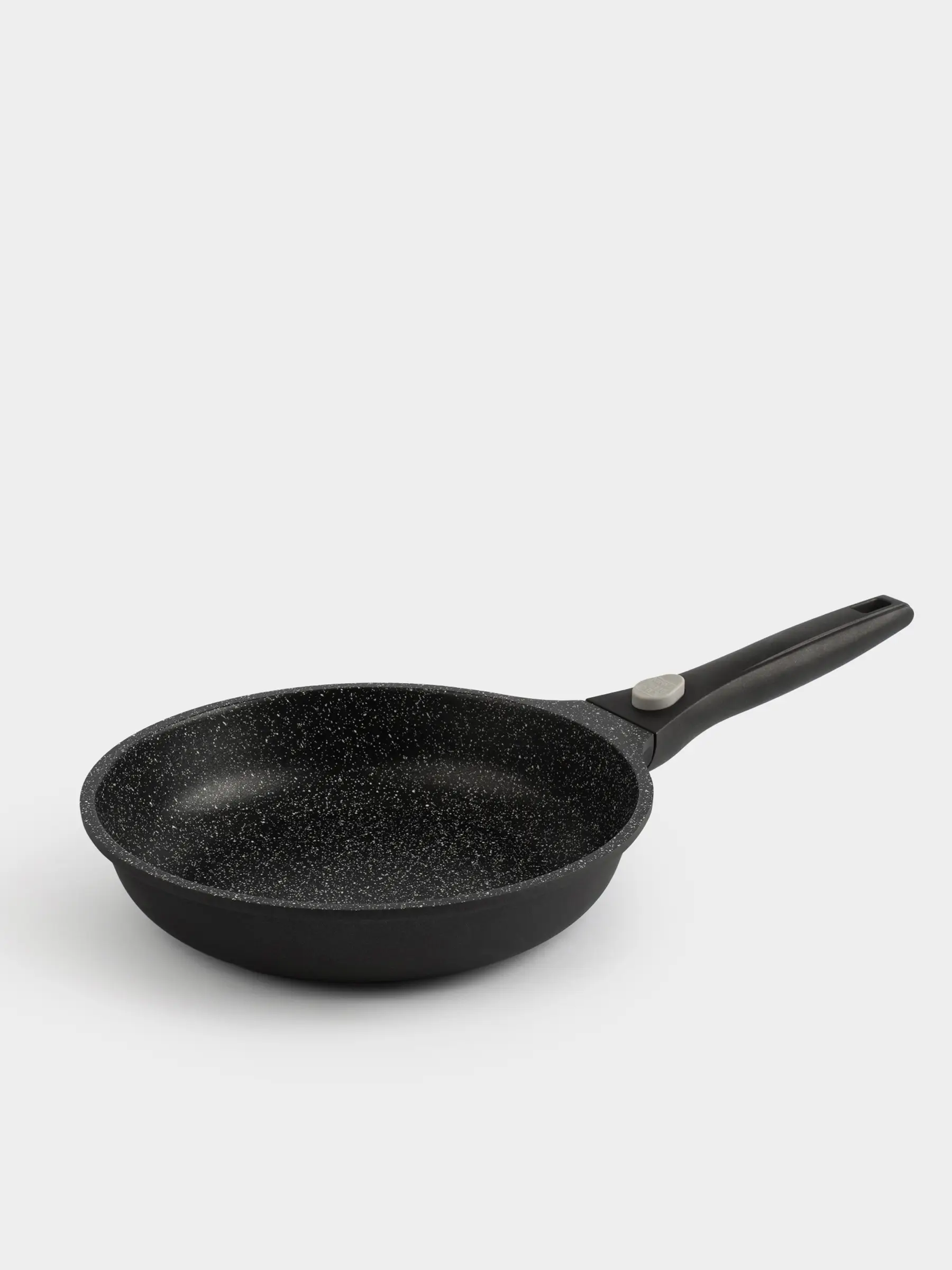 Frying pan, 24 cm, removable handle, coated, aluminum, Solution 2