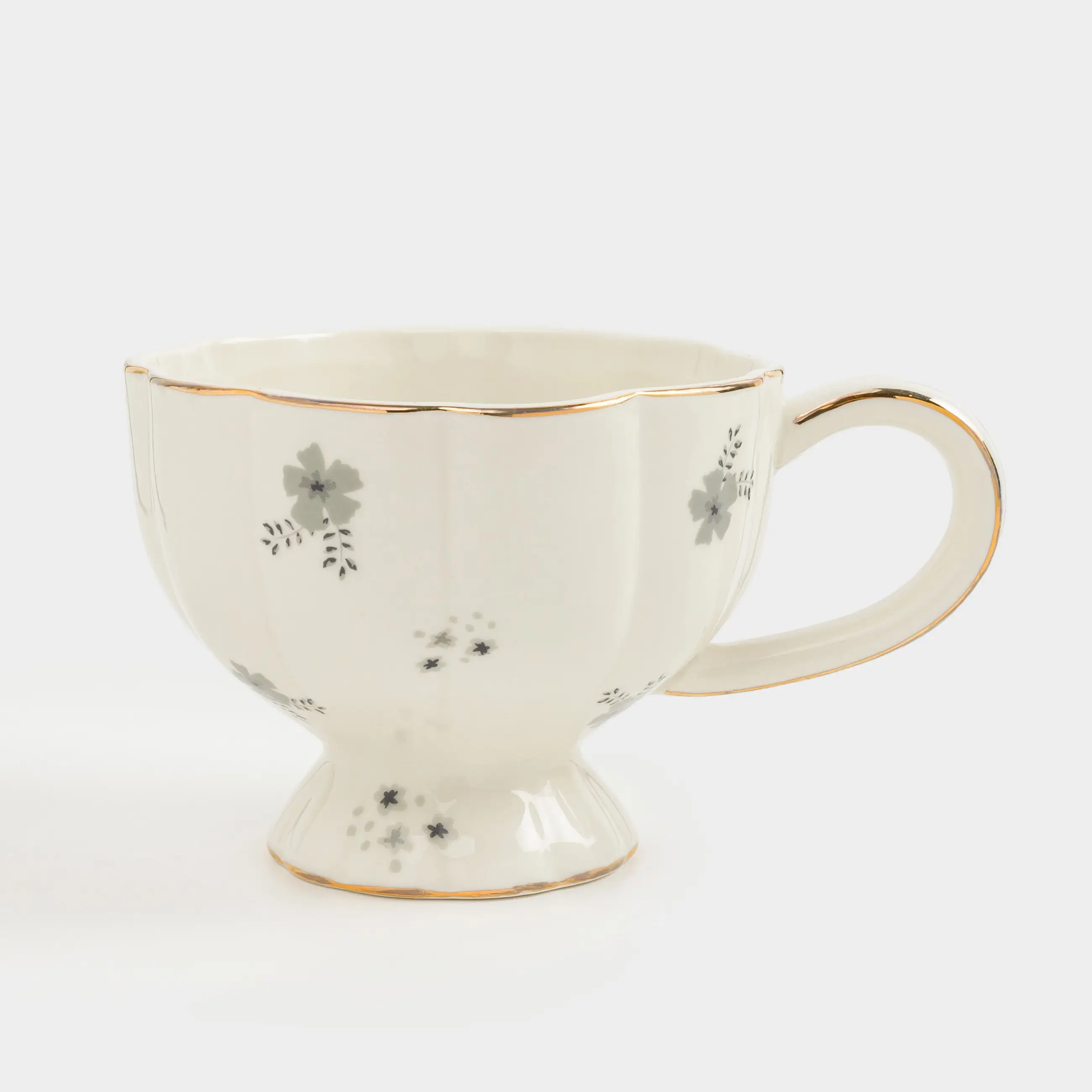 Mug, 360 ml, porcelain P, milky, with golden edging, Grey flowers, Florals, image-0