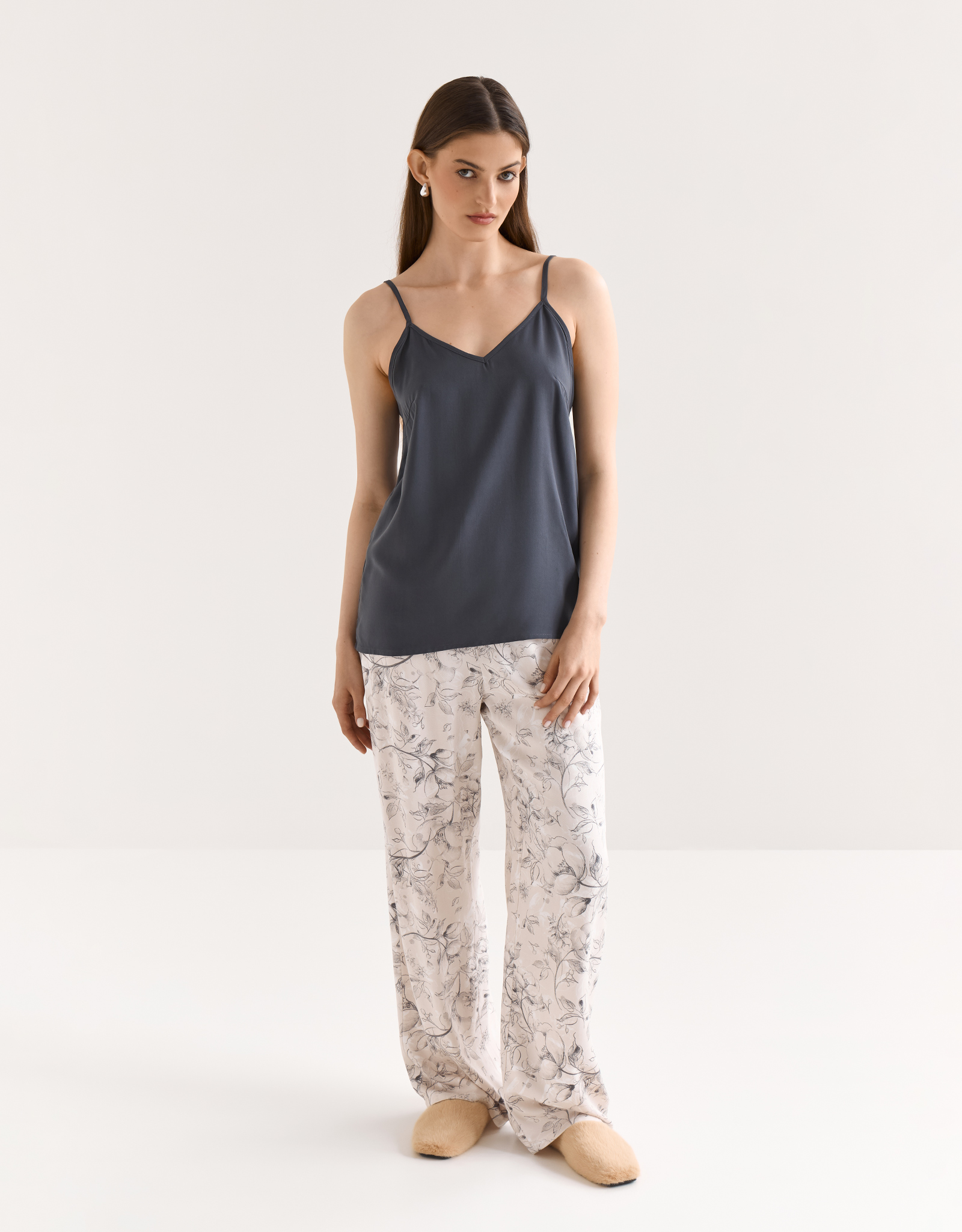 Women's trousers, homewear, size L, viscose, milky, Flowers, Janice, image-0