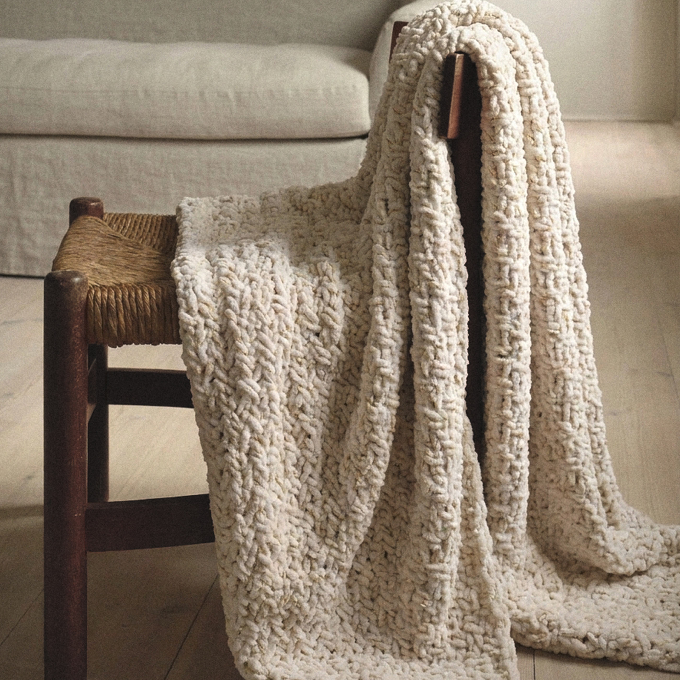 Plaid, 127x152 cm, knitted, polyester, Ivory, Neutral