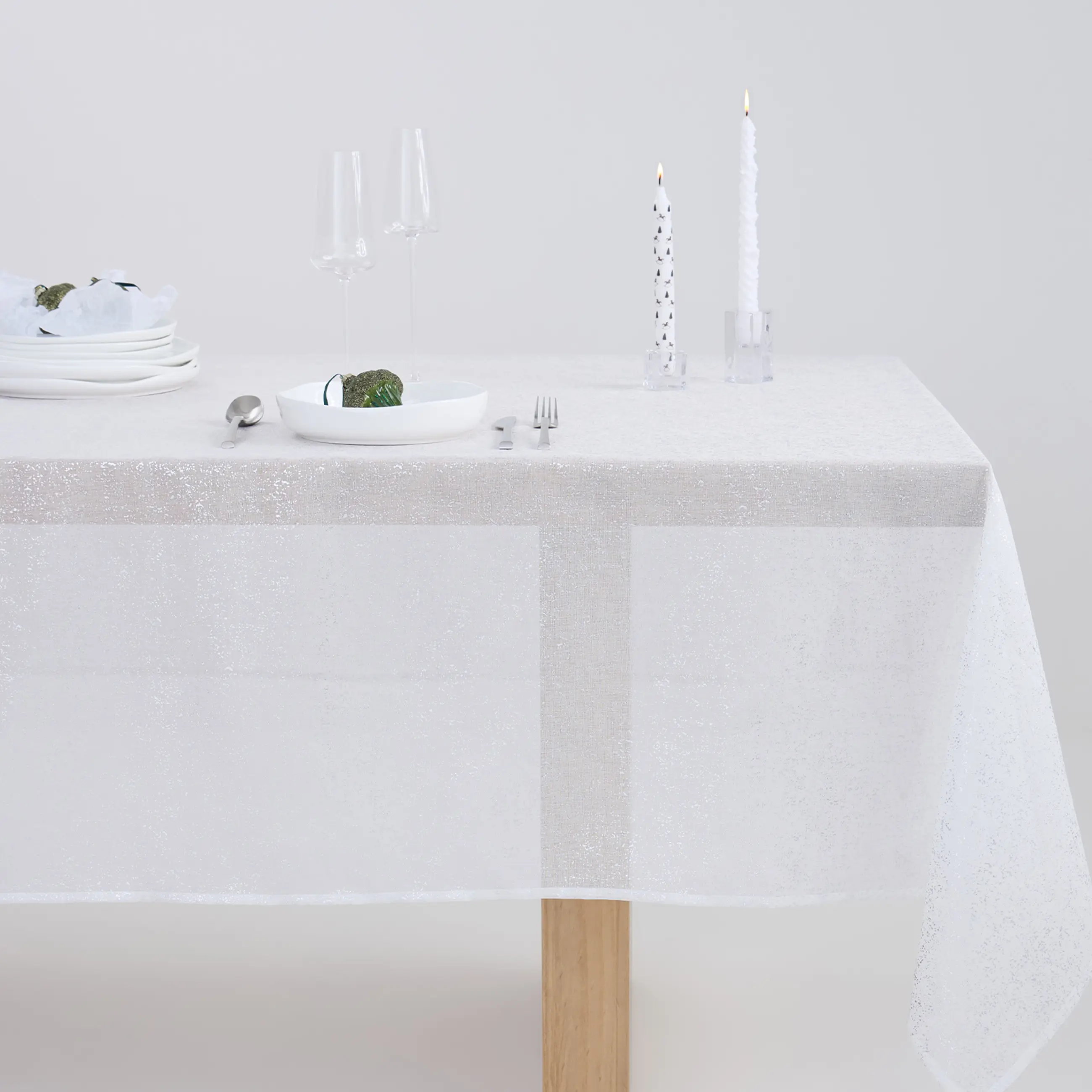 Tablecloth, 160x160 cm, polyester, white, Silver spray, Heaven silver