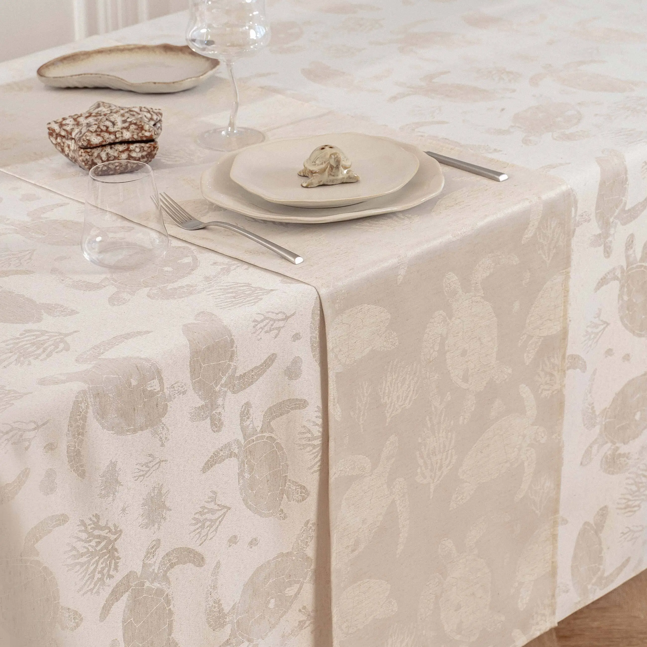 Table runner, 40x160 cm, jacquard, polyester / linen, beige, Turtles, Marine turtles