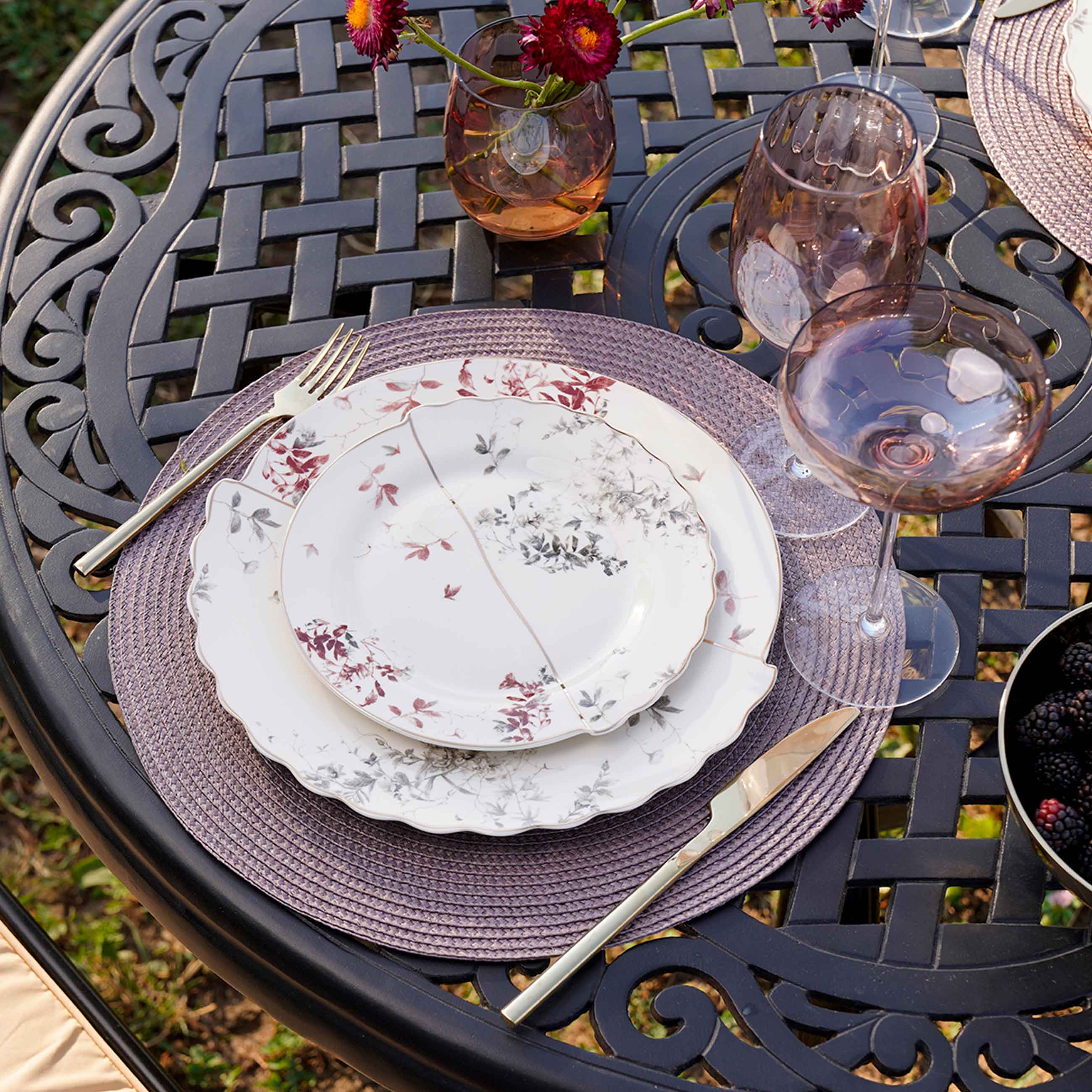 Dessert plate, 20 cm, porcelain N, white, with golden edging, autumn leaves, Flourish