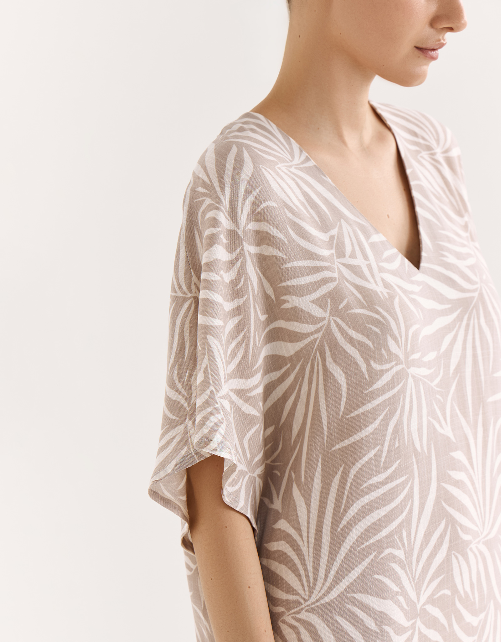 Women's dress, maxi, size L, with short sleeves, viscose, sand, Almi, image-4