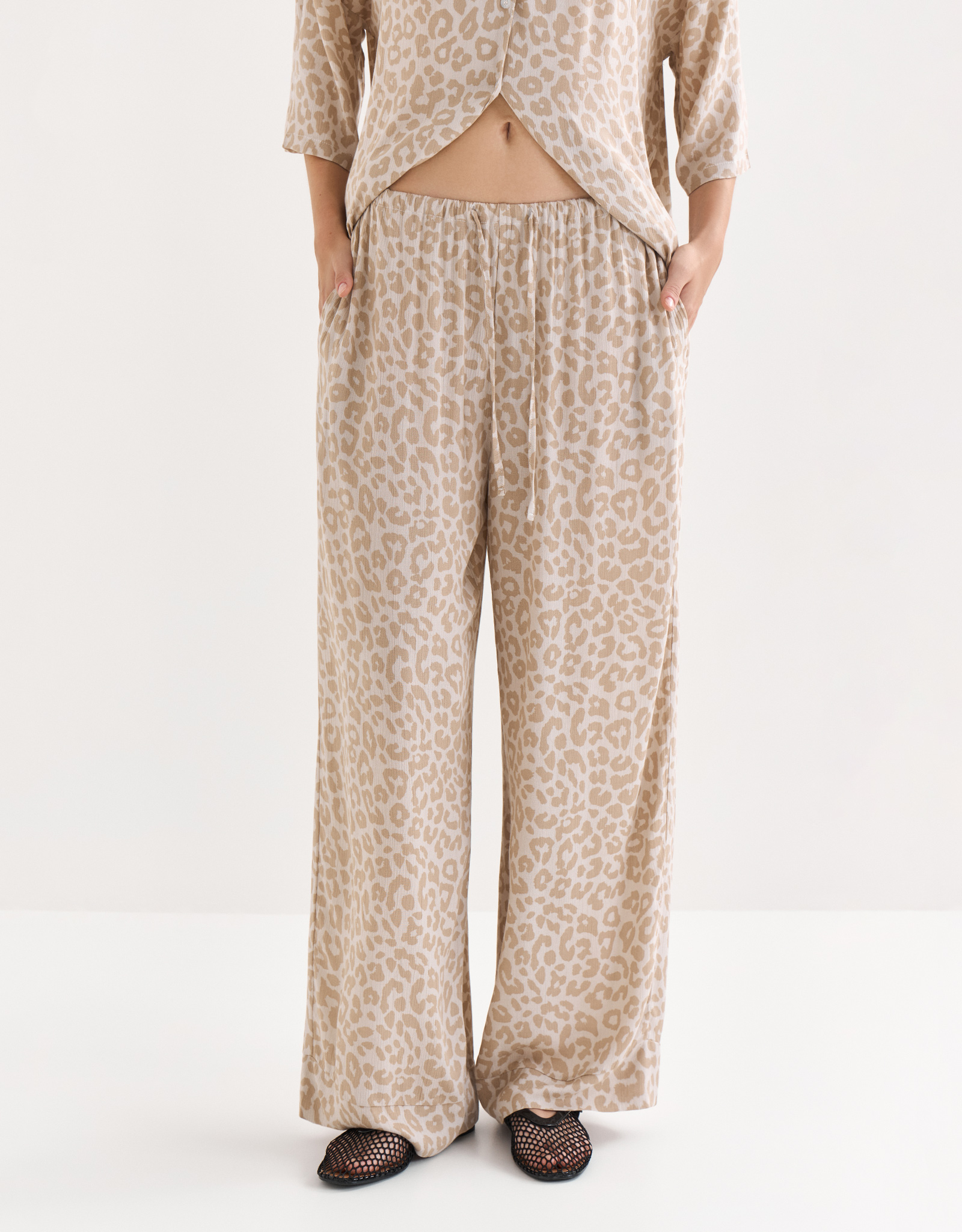 Women's trousers, size S, viscose, gray-beige, Leopard, Becky, image-1