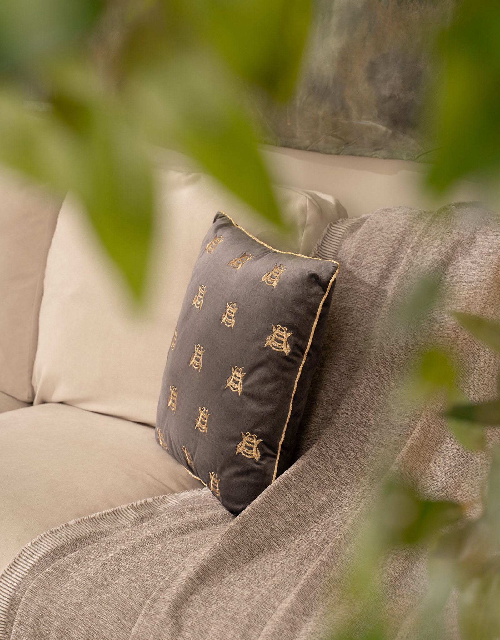 Decorative pillow, 45x45, corduroy, gray, Bees, Honey