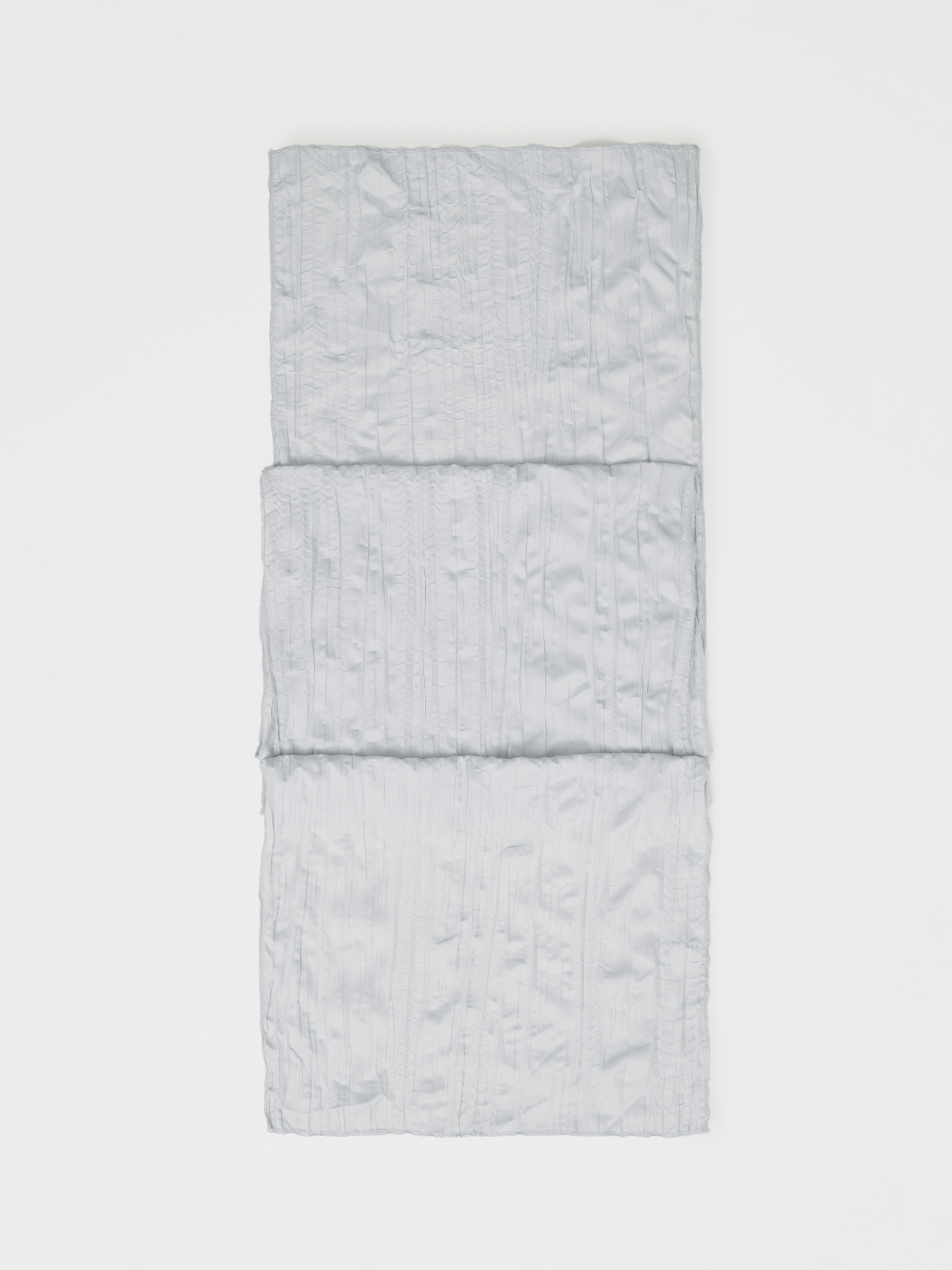 Table runner, 40x160 cm, polyester, light gray, Crumpled effect, Dented, image-0