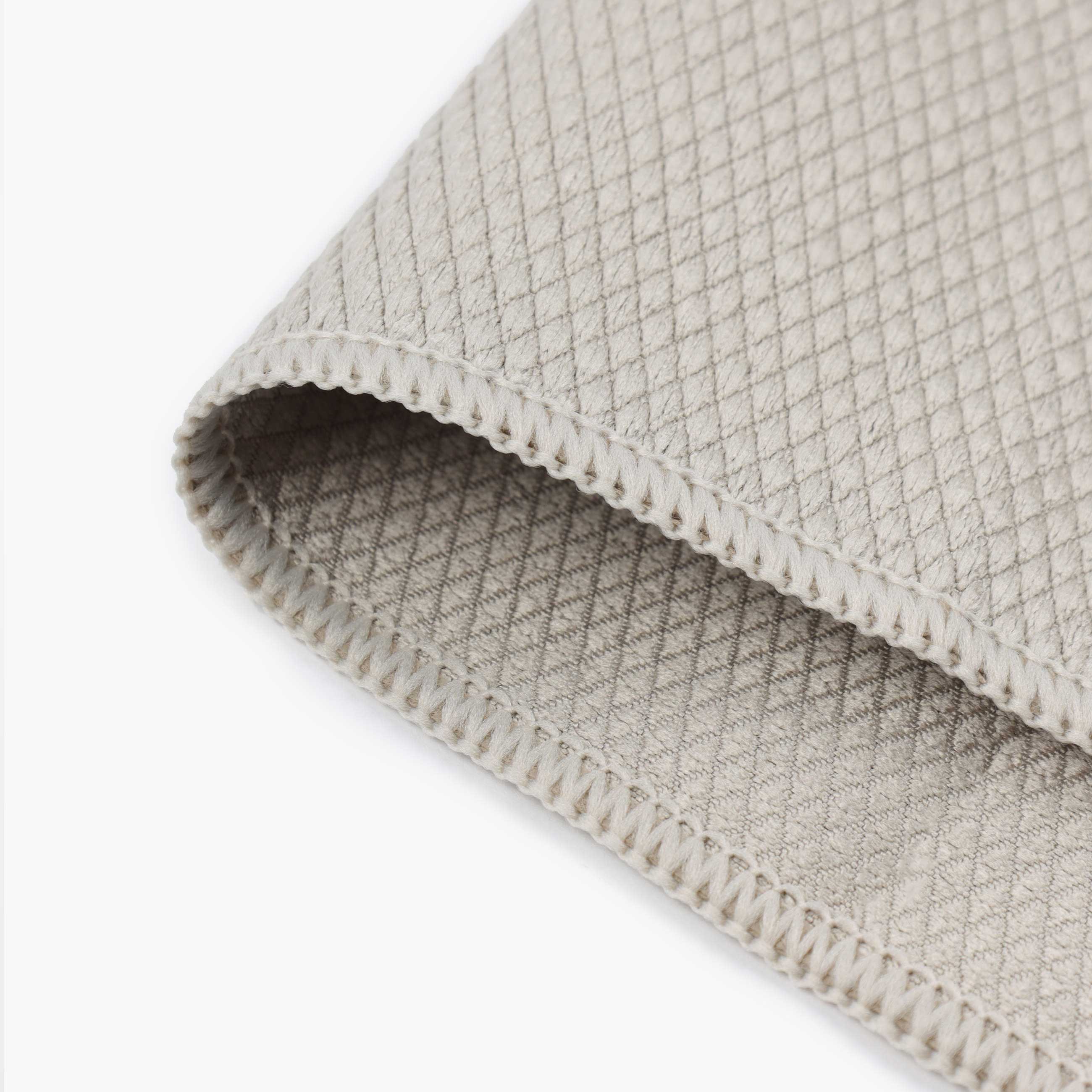 Cloth for glass/plastic/mirrors, 35x35 cm, microfiber, Fish scales, grey-beige, Clean