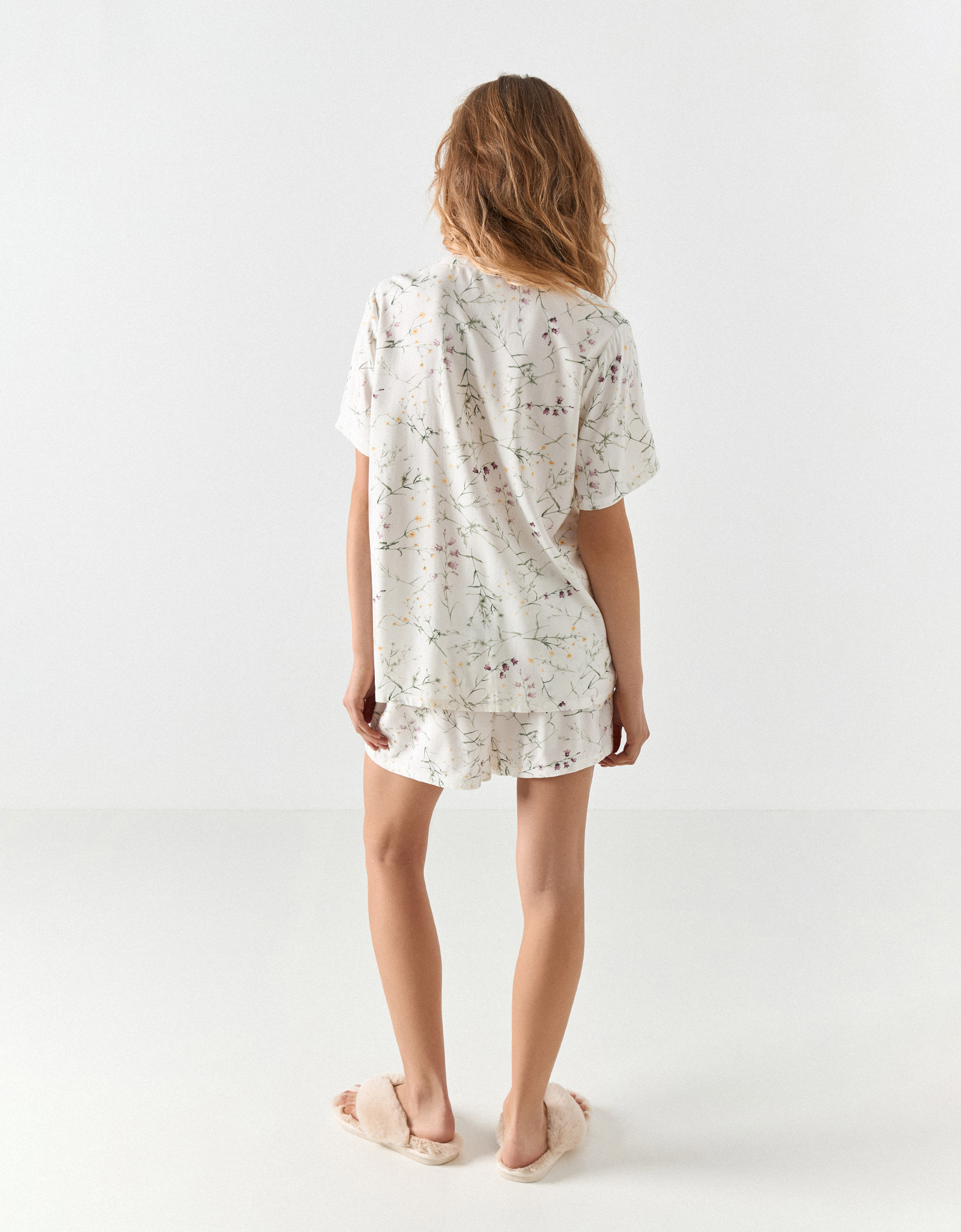 Women's shirt, homewear, size L, with short sleeves, viscose, milky, wildflowers, Amina, image-7