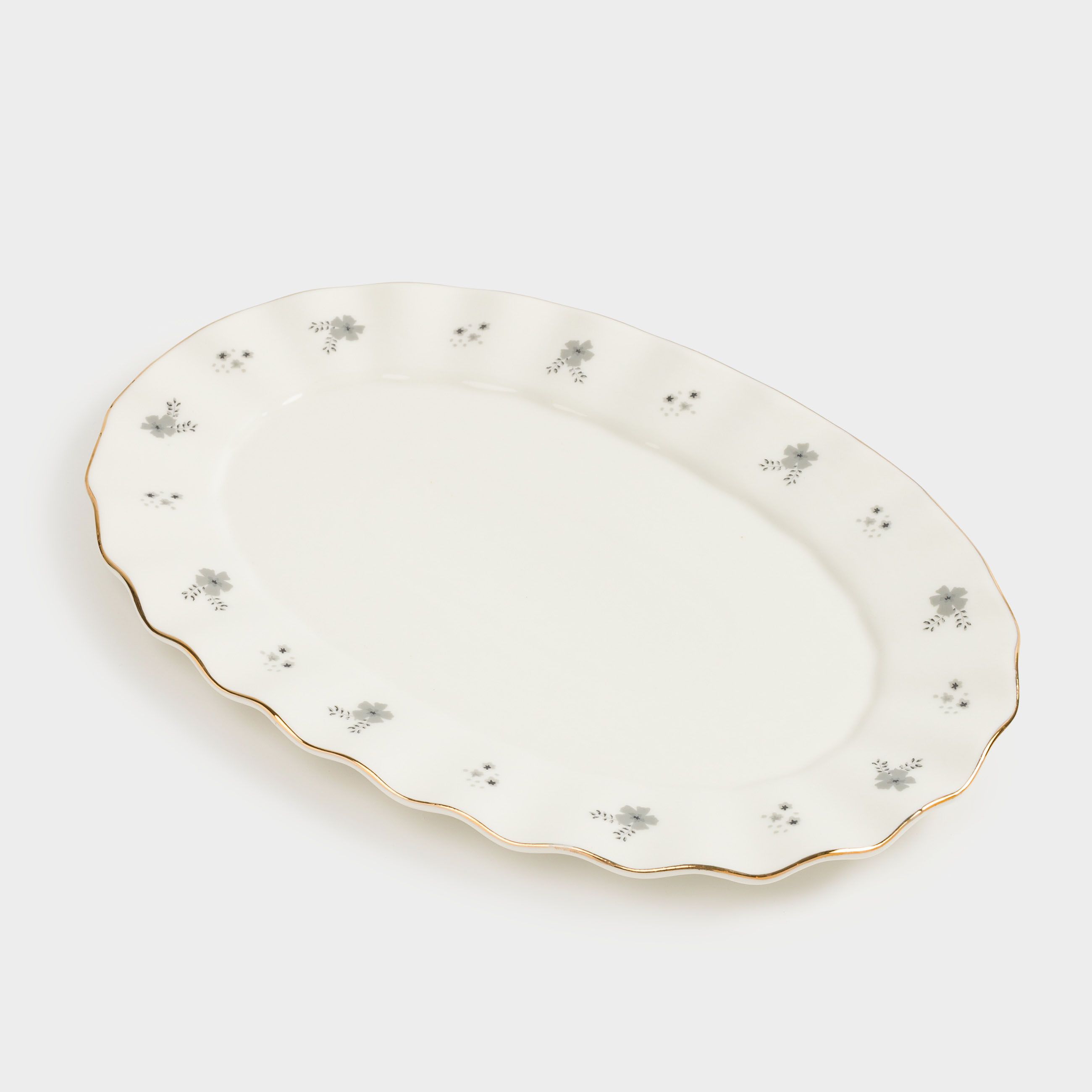 Dish, 26x18 cm, porcelain P, oval, milkyy, with golden edging, Grey flowers, Florals, image-1