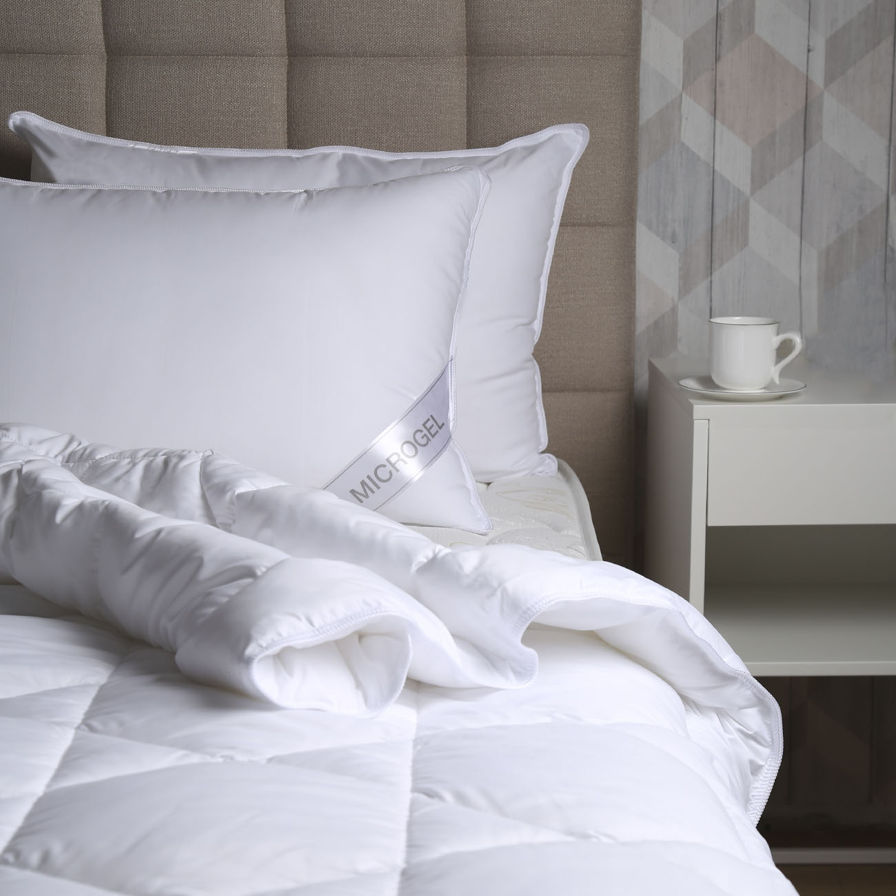 Pillow, 50х70 cm, microfiber/microgel, Microgel