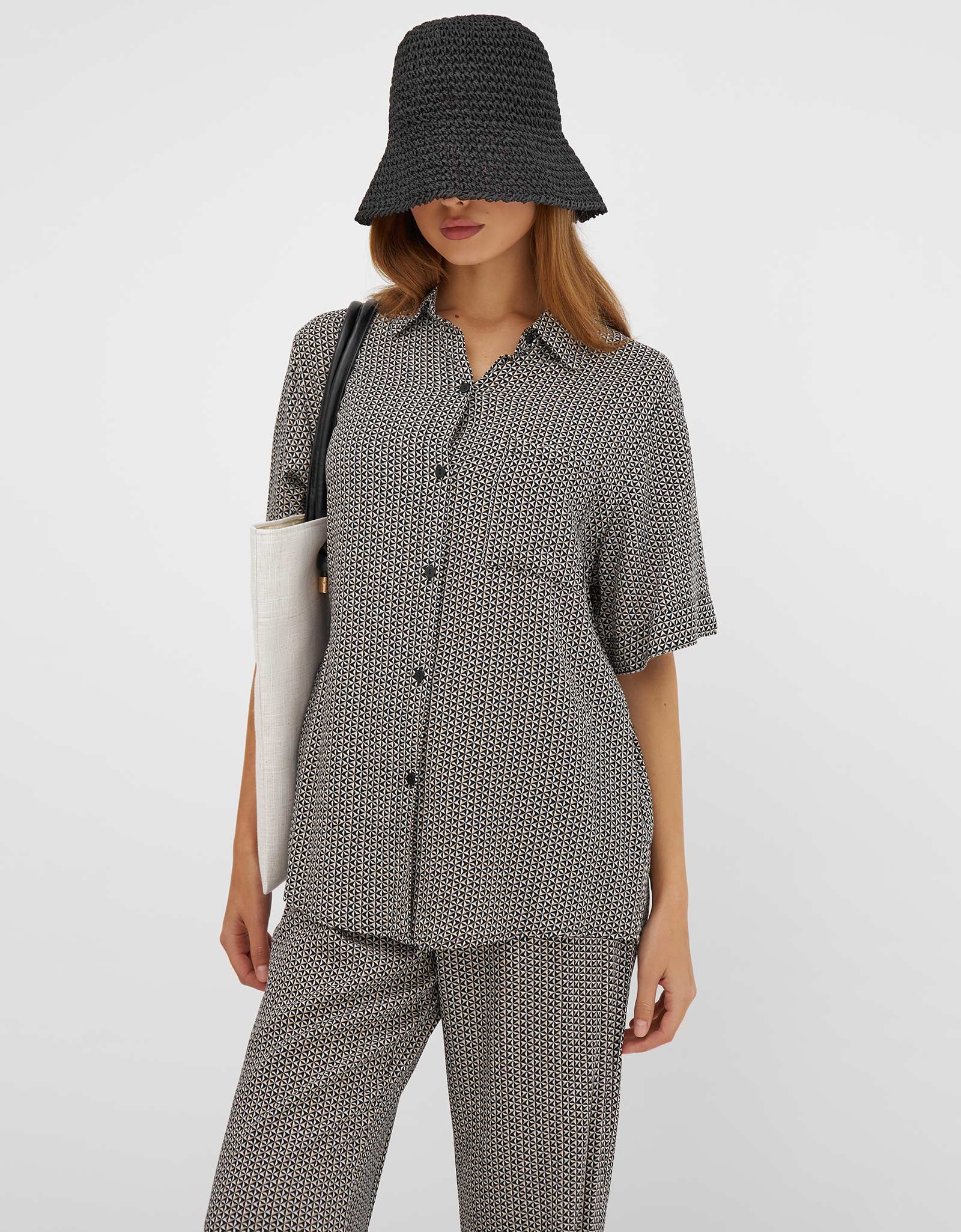 Bucket hat, Single size, paper, black, Banjo, image-1
