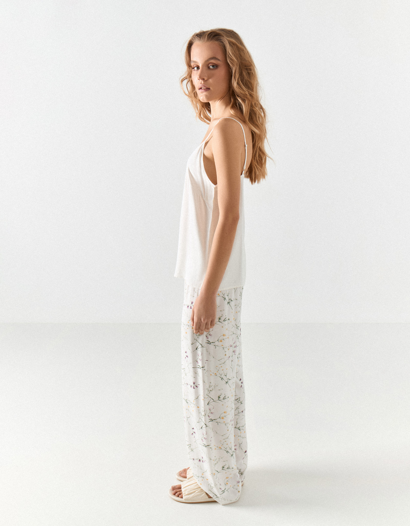 Women's top, homewear, size L, straps, viscose, milky, Amina, image-3