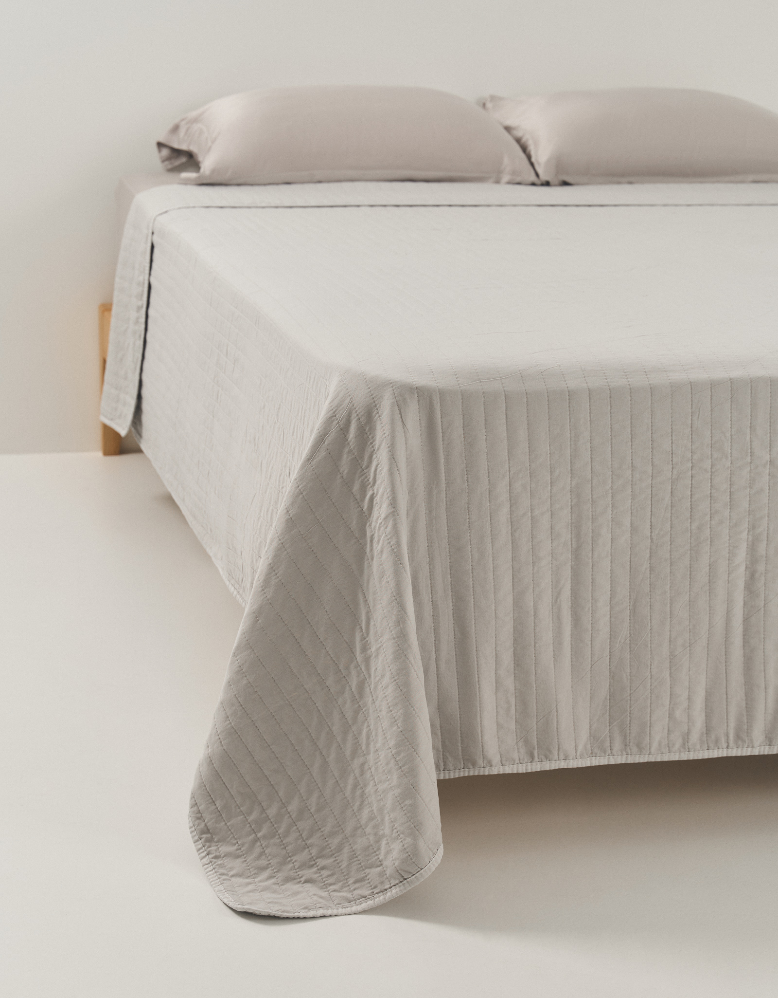 Bedspread, 220x240 cm, quilted, microfiber, grey, Stripes, Stitch, image-1