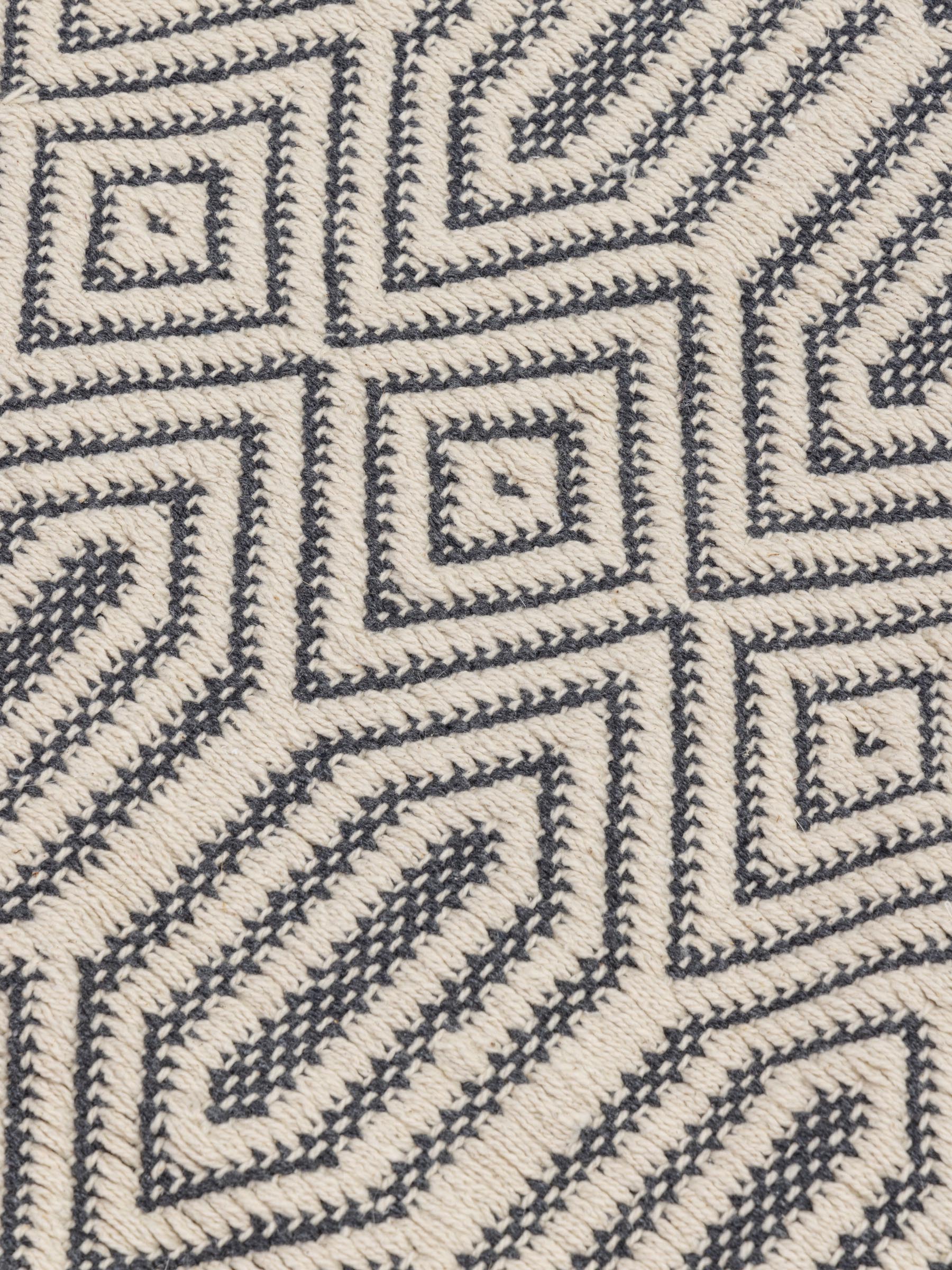 Rug, 60x90 cm, fringed, cotton, black and milk, Rhombic, image-3