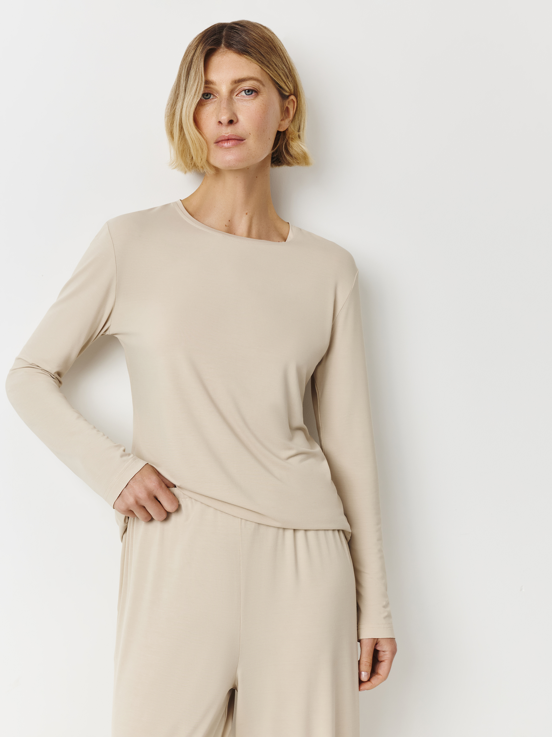 Women's long sleeve, homewear, size S, bamboo/spandex, sand, Zerita, image-2