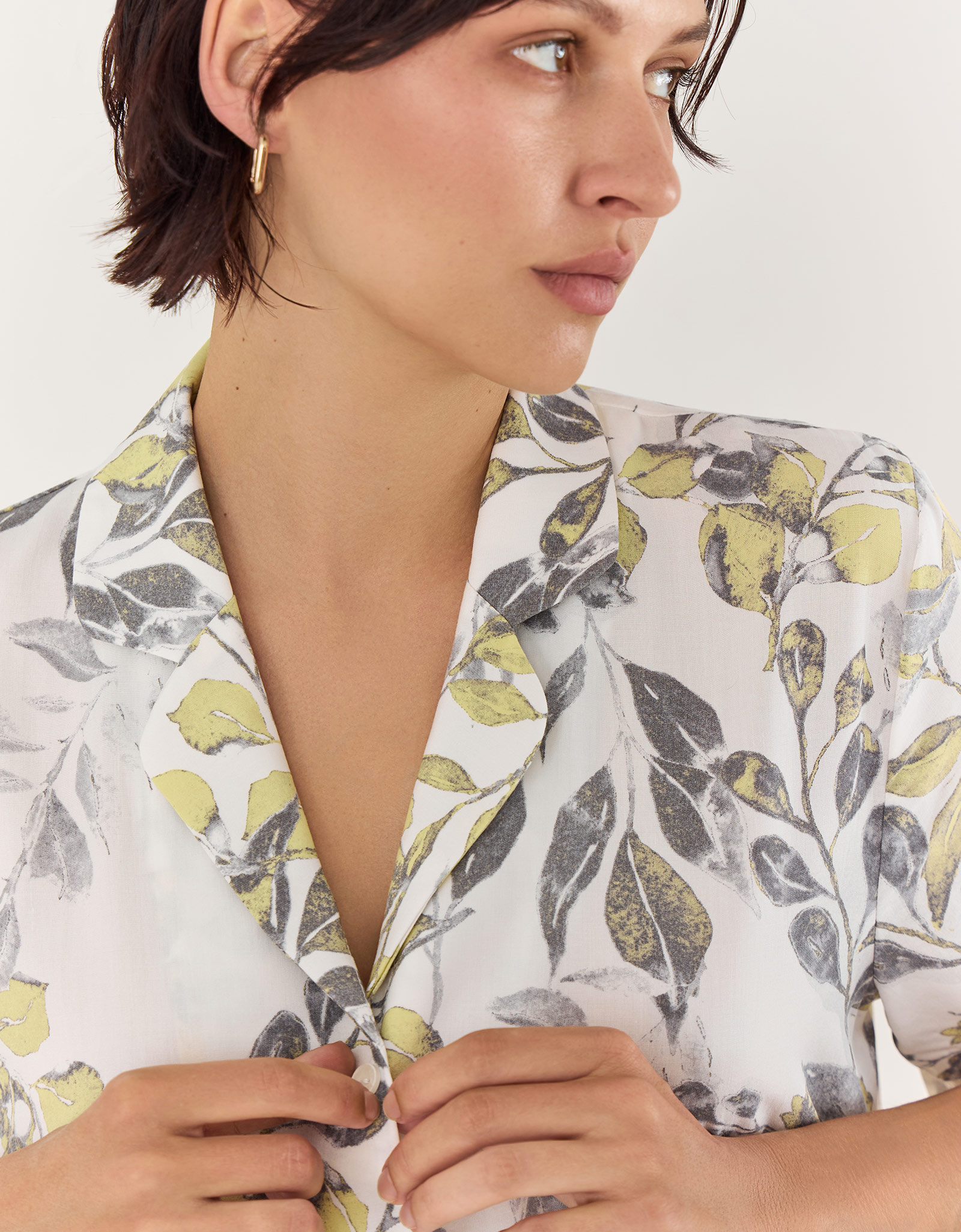 Women's shirt, homewear, size M, with short sleeves, viscose, white and yellow, Leaves, Leksi, image-2