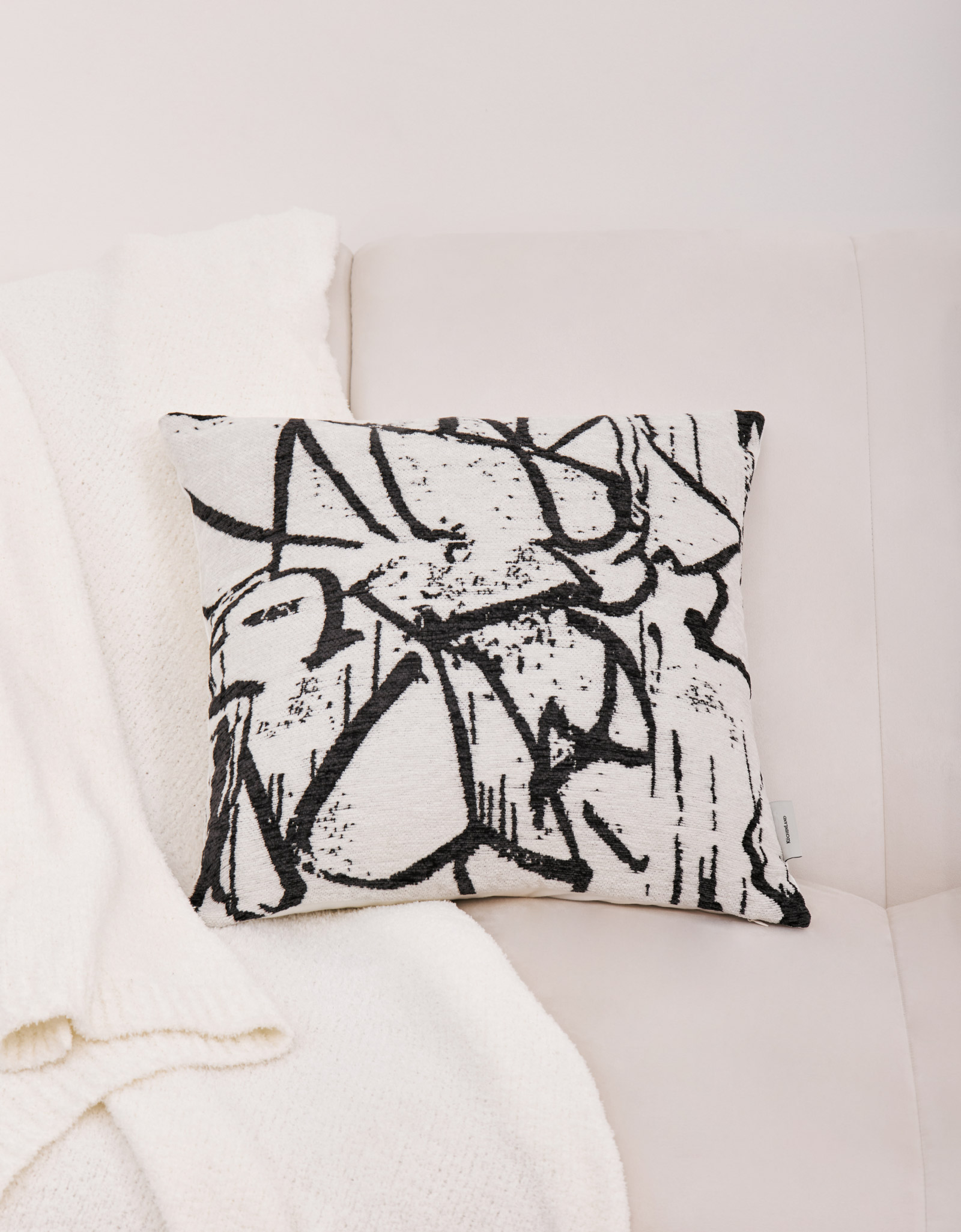 Decorative pillow, 45x45 cm, chenille / velvet, milk, Abstract, Chenill