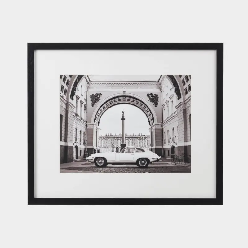 Framed painting, 58x48 cm, paper / polyresin, black and white, Retro car, Gallery