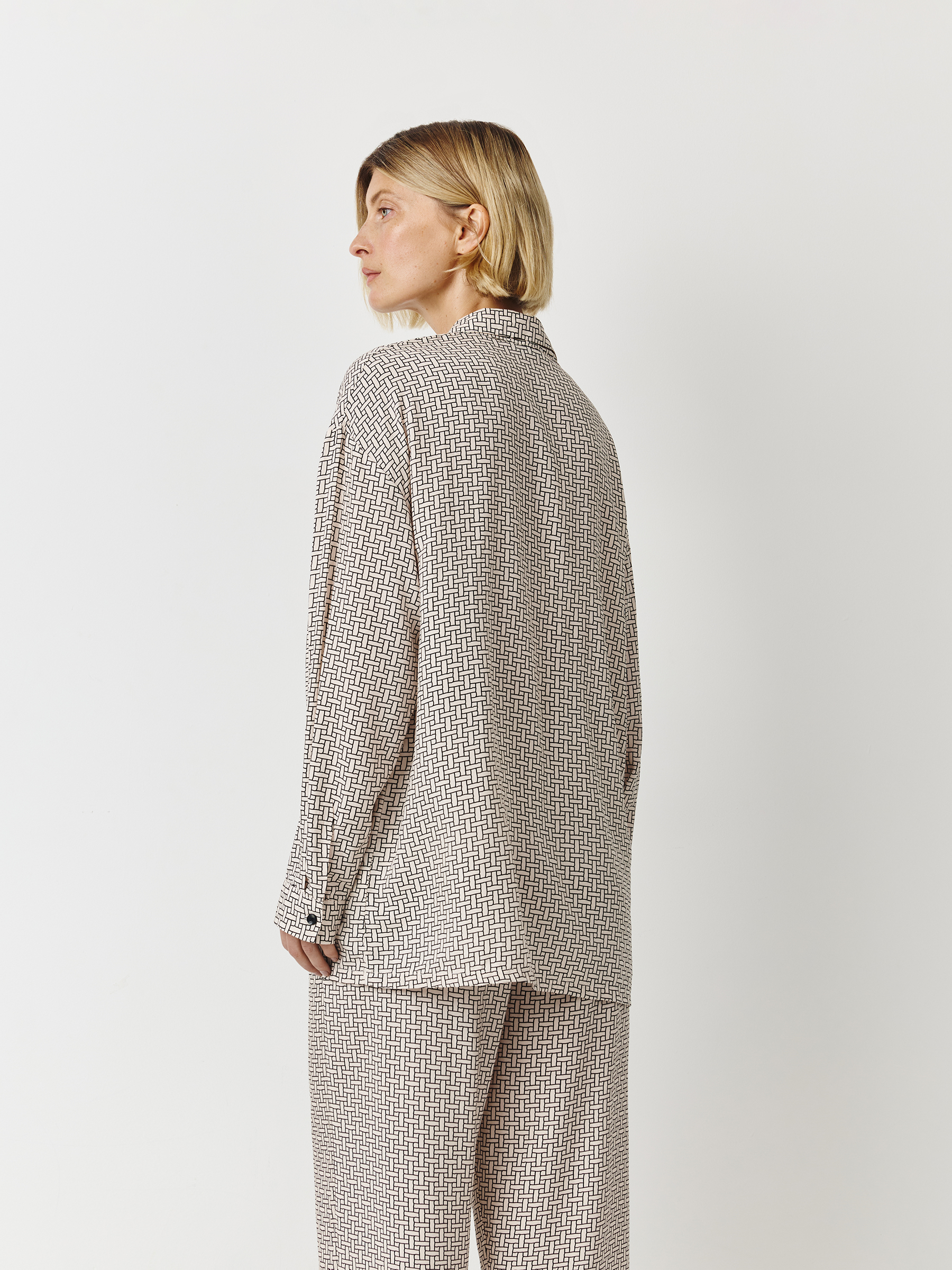 Women's shirt, size S, with long sleeves, viscose, milky black, Lines, Eniola, image-4