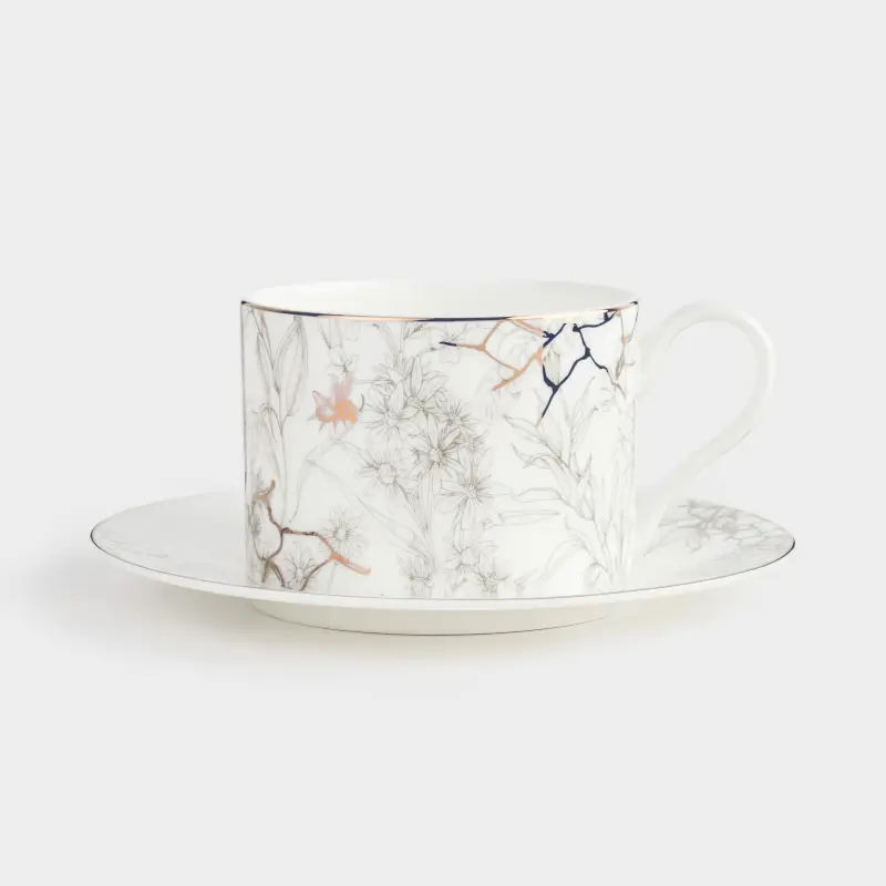 Tea pair, 1 person, 2 items, 350 ml, porcelain F, white and gold, Bees with flowers, Honey ,image-0