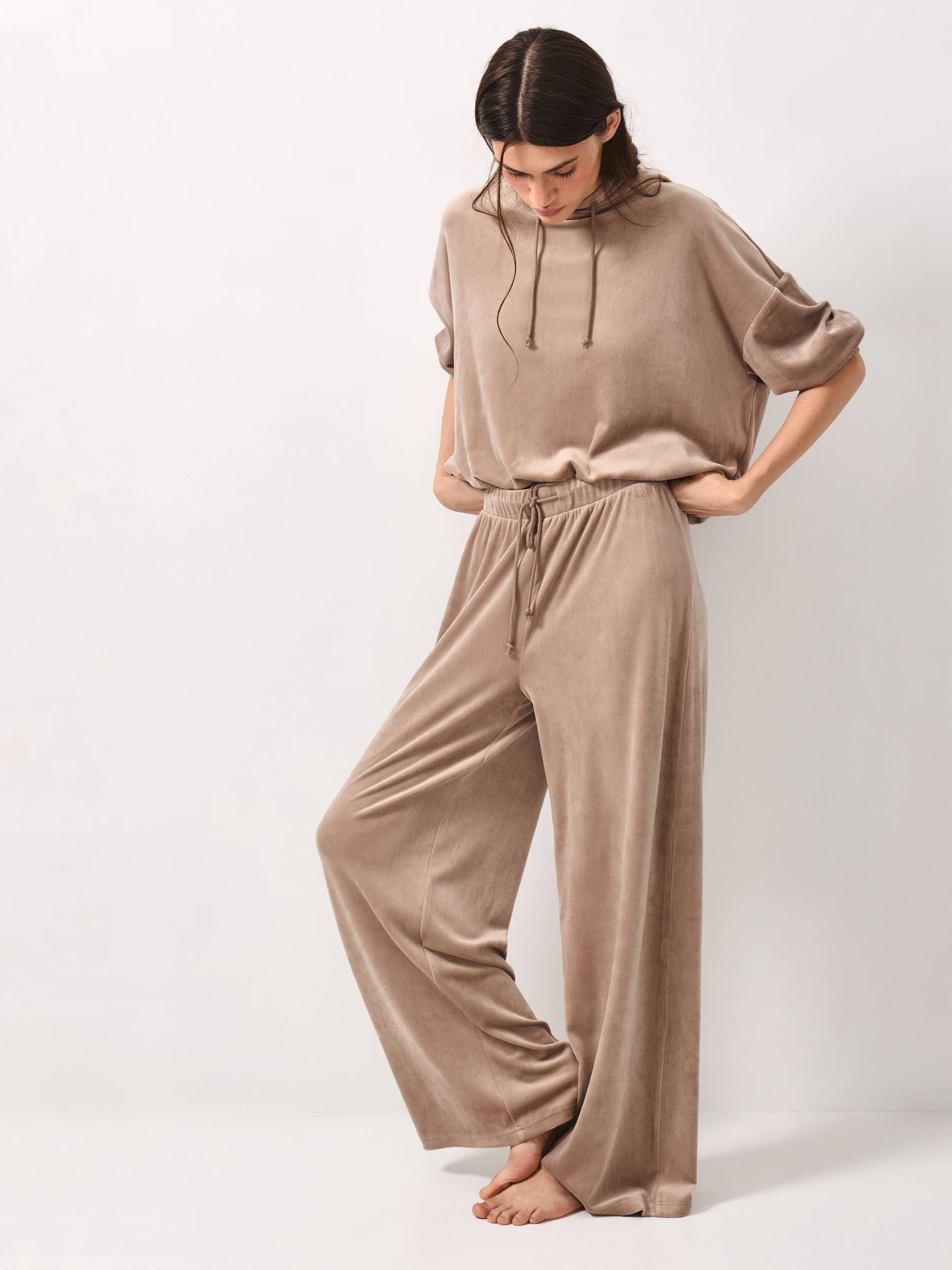 Women's trousers, homewear, size S, wide, velour, sand, Lillian, image-3