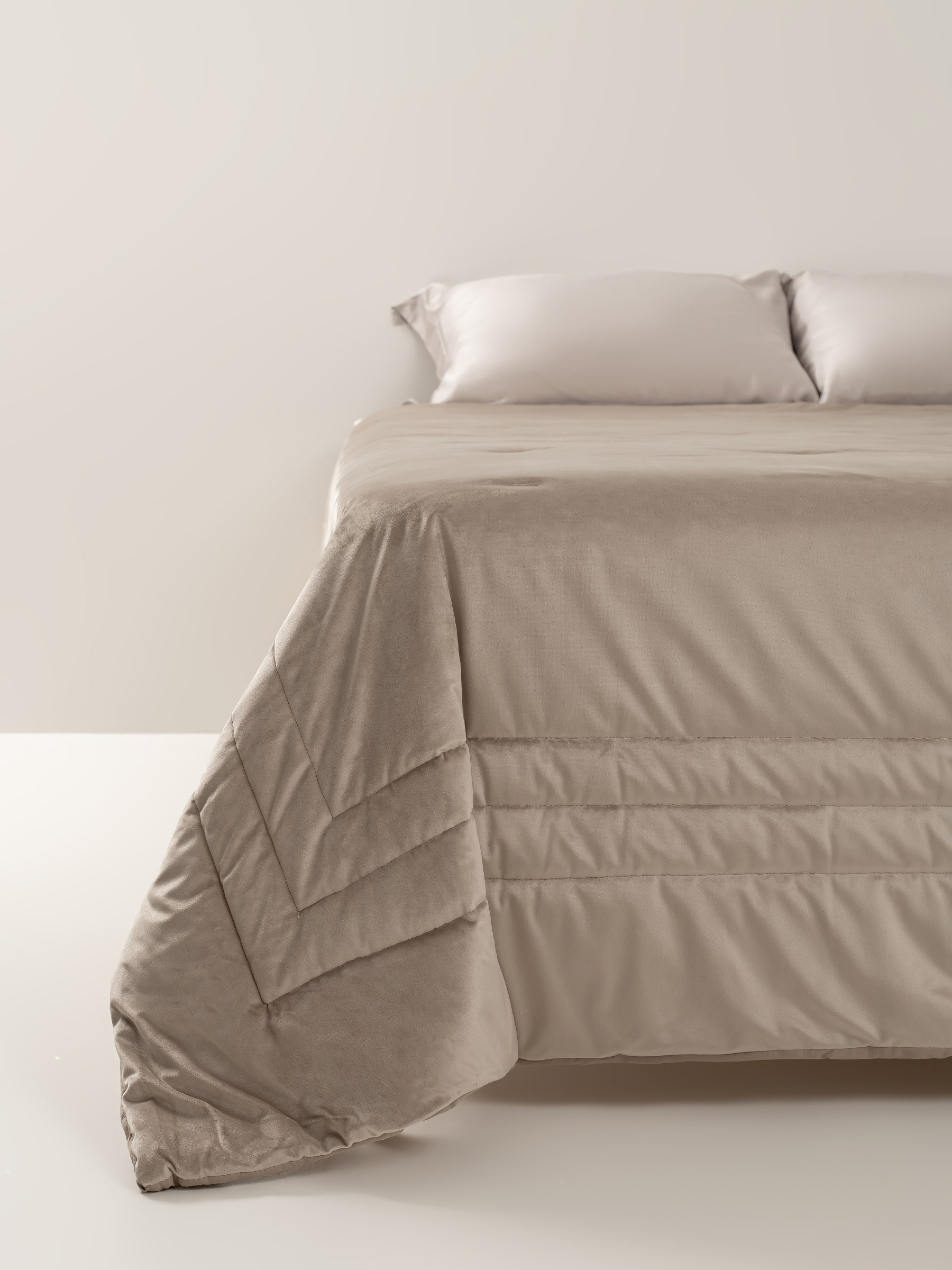 Bedspread, 220x240 cm, quilted, velvet/microfiber, beige, Frame, Stitch velvet, image-2
